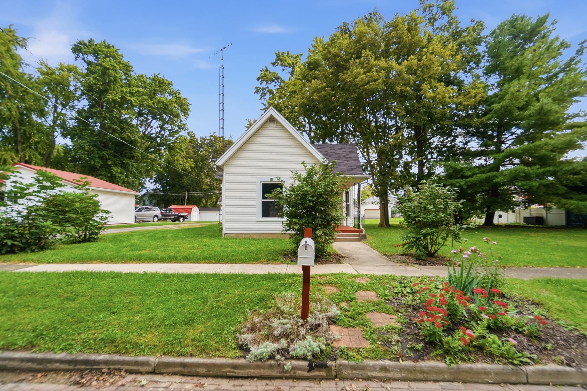 111 Maple, Belle Center, Ohio 43310