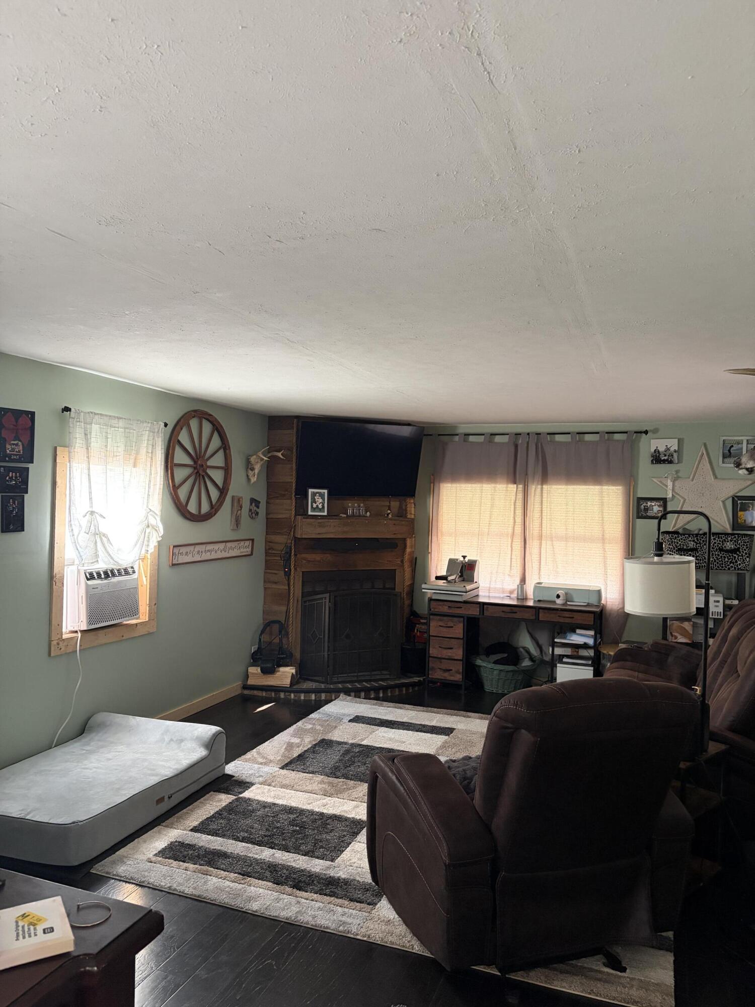 157 Crafton, South Vienna, Ohio 45369