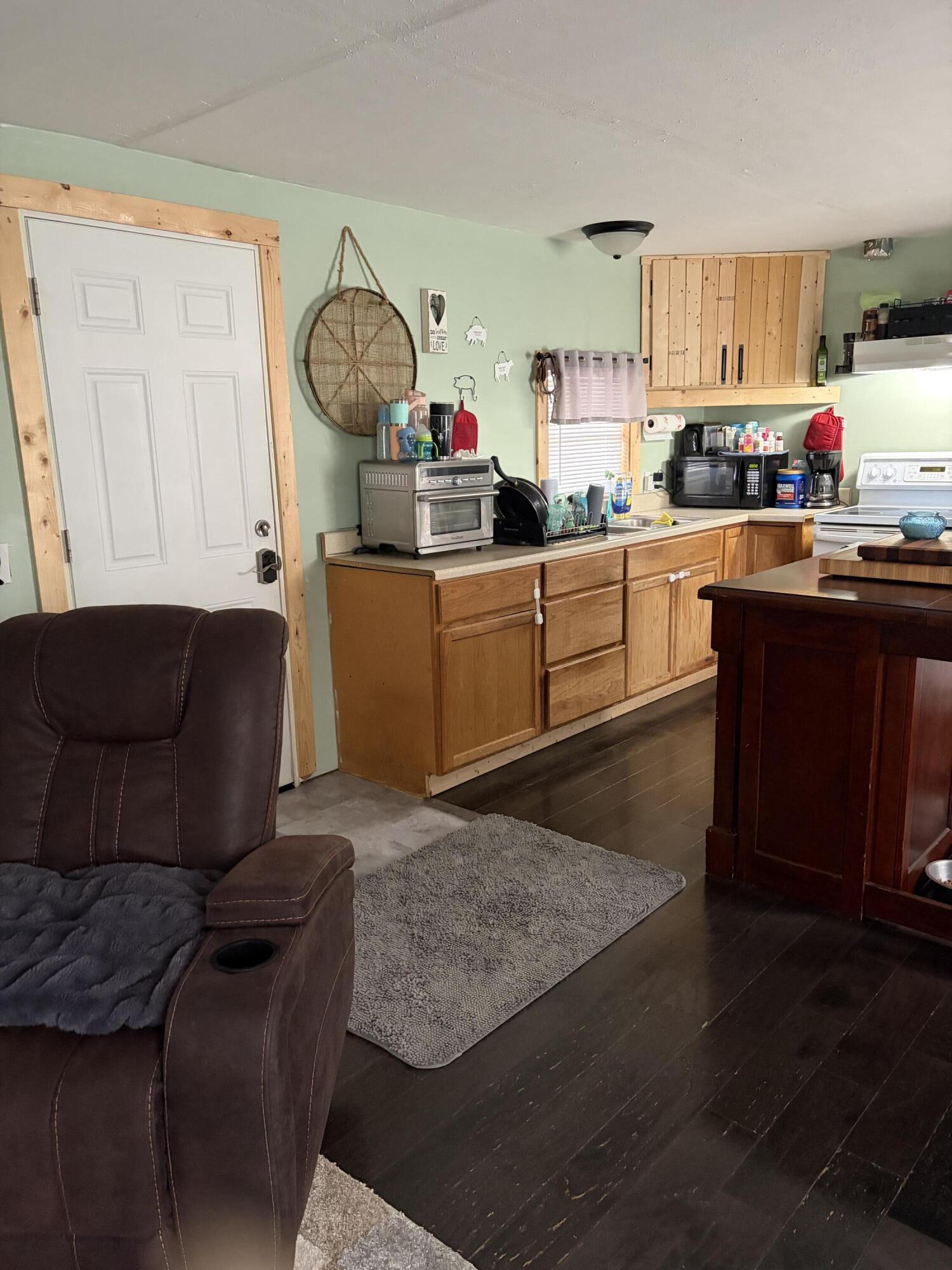 157 Crafton, South Vienna, Ohio 45369