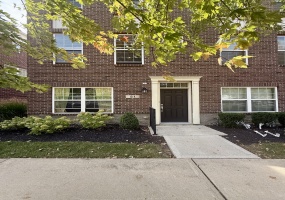 21 Mill Run, Springfield, Ohio 45502, 2 Bedroom Bedrooms, ,1 BathroomBathrooms,Residential,For Sale,Mill Run,1048874