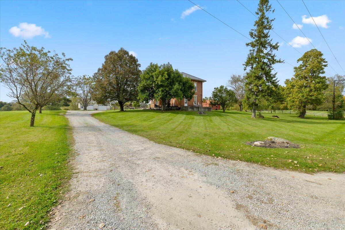 4707 Dawson, Houston, Ohio 45333