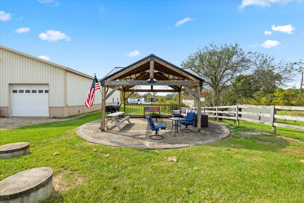 4707 Dawson, Houston, Ohio 45333
