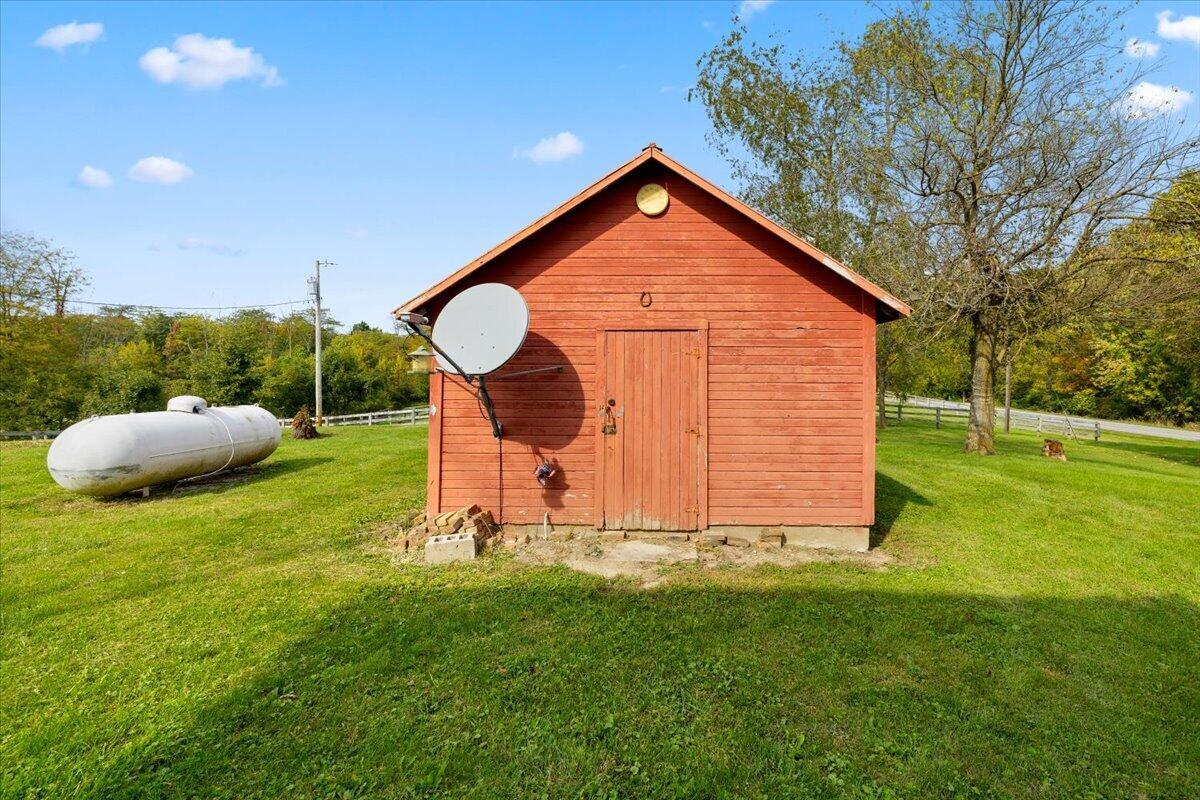 4707 Dawson, Houston, Ohio 45333