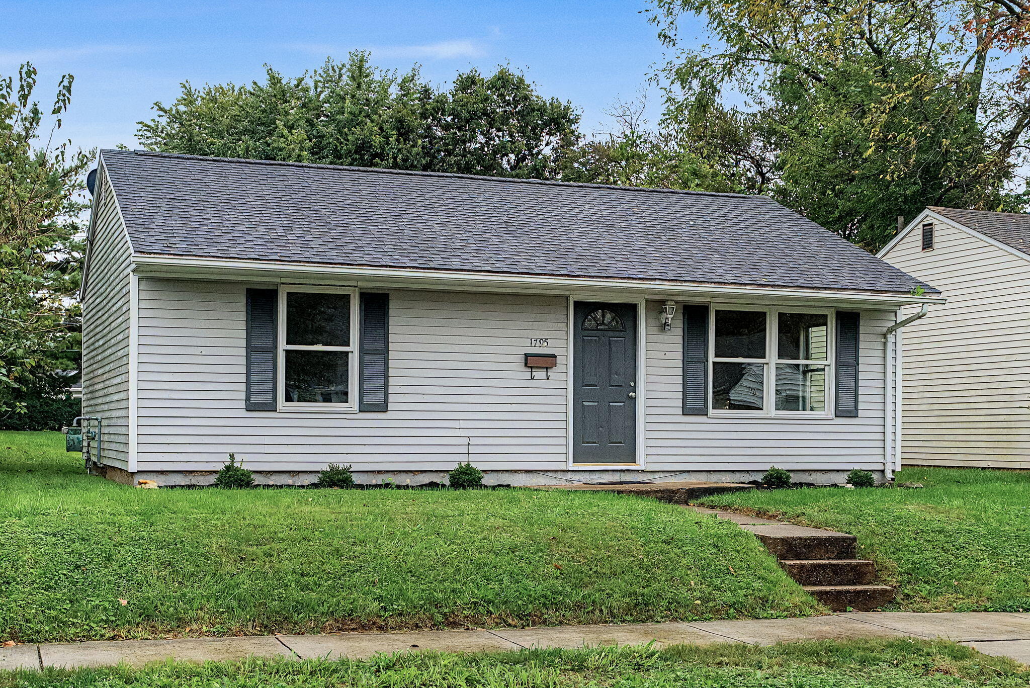 1795 Broadway, Springfield, Ohio 45504