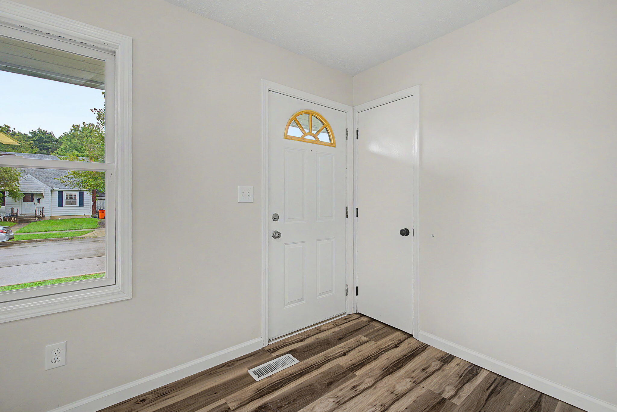 1795 Broadway, Springfield, Ohio 45504