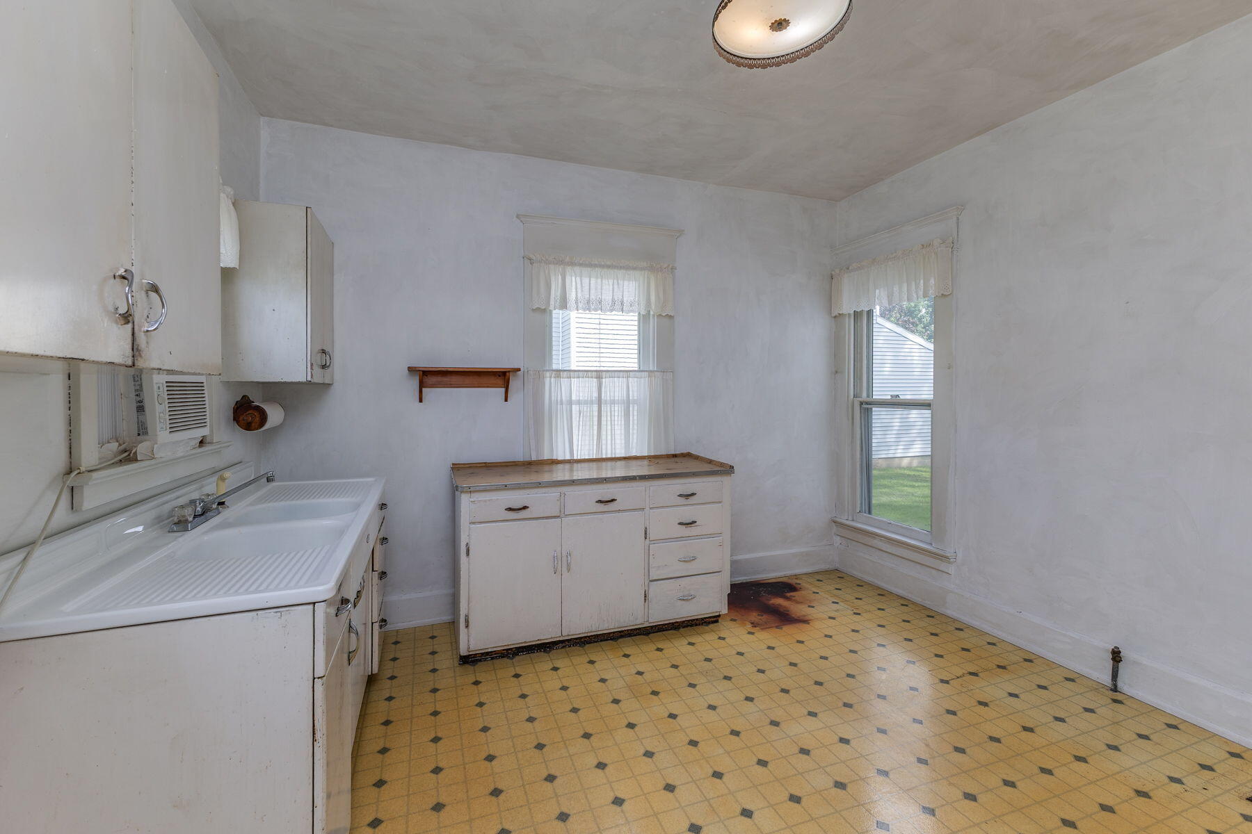 524 Wayne, Greenville, Ohio 45331