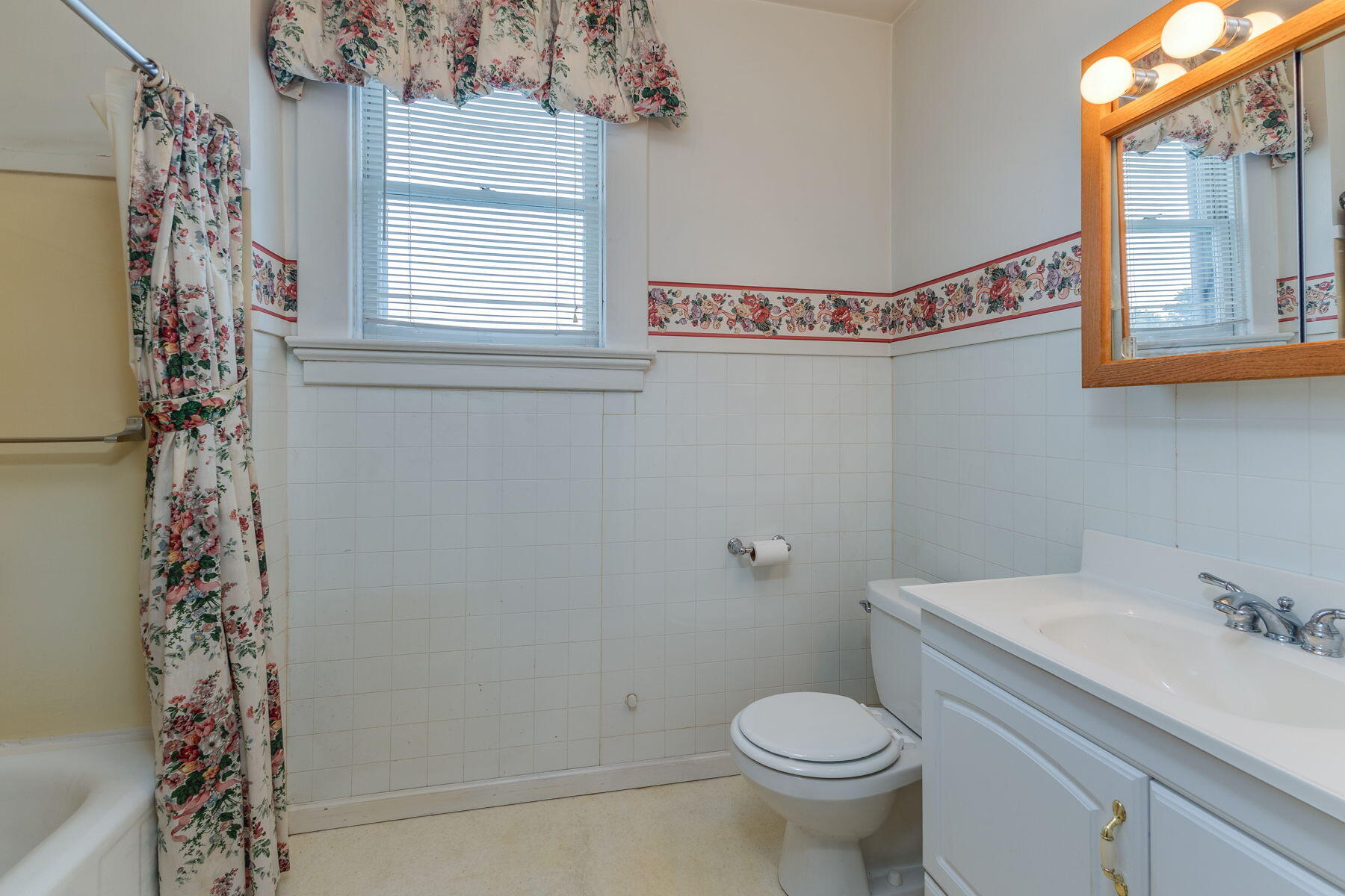 524 Wayne, Greenville, Ohio 45331