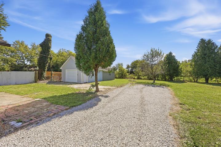 8935 Lilly Chapel, West Jefferson, Ohio 43162