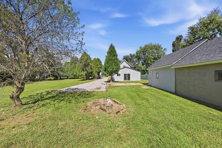 8935 Lilly Chapel, West Jefferson, Ohio 43162