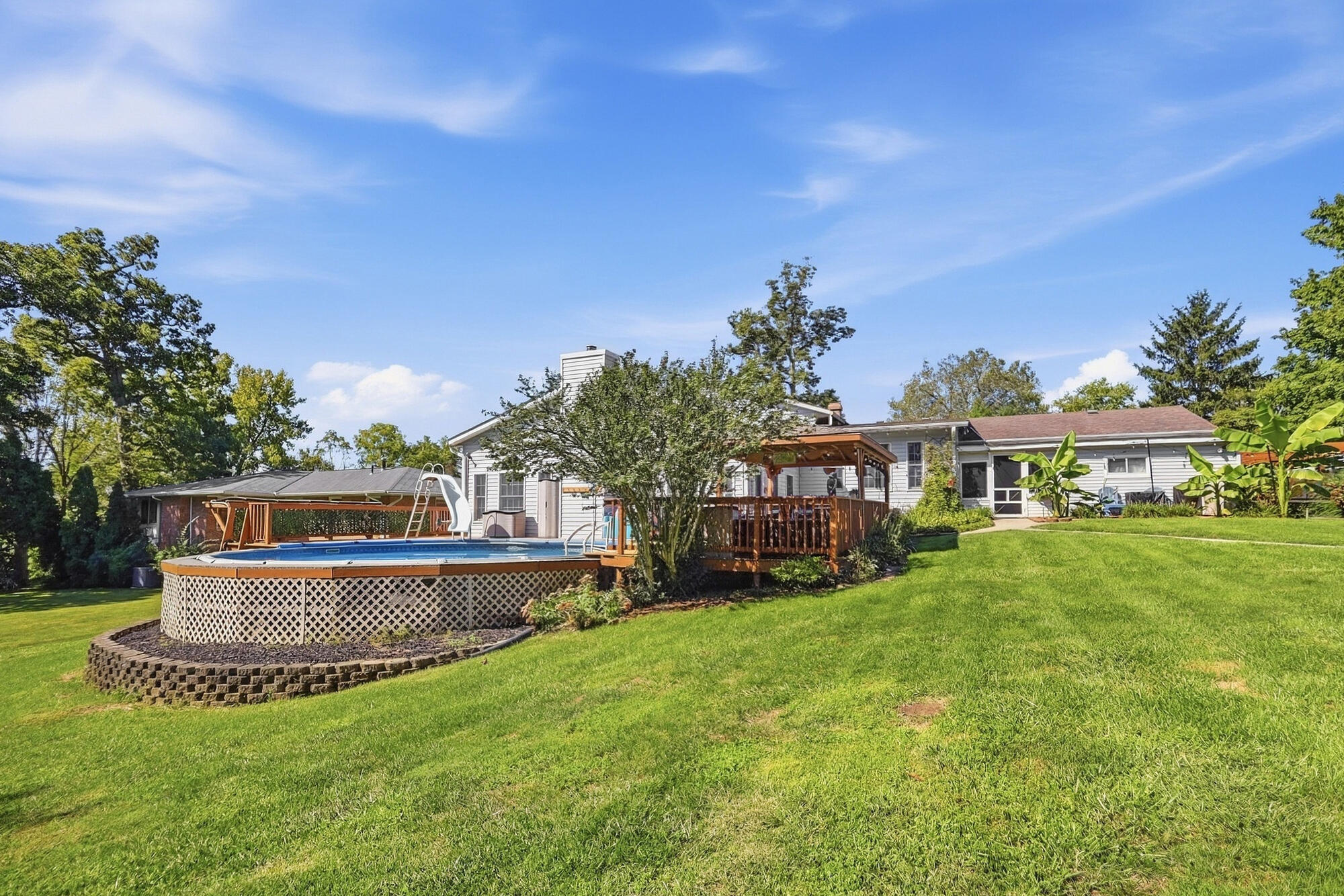 500 Bowman, Springfield, Ohio 45505