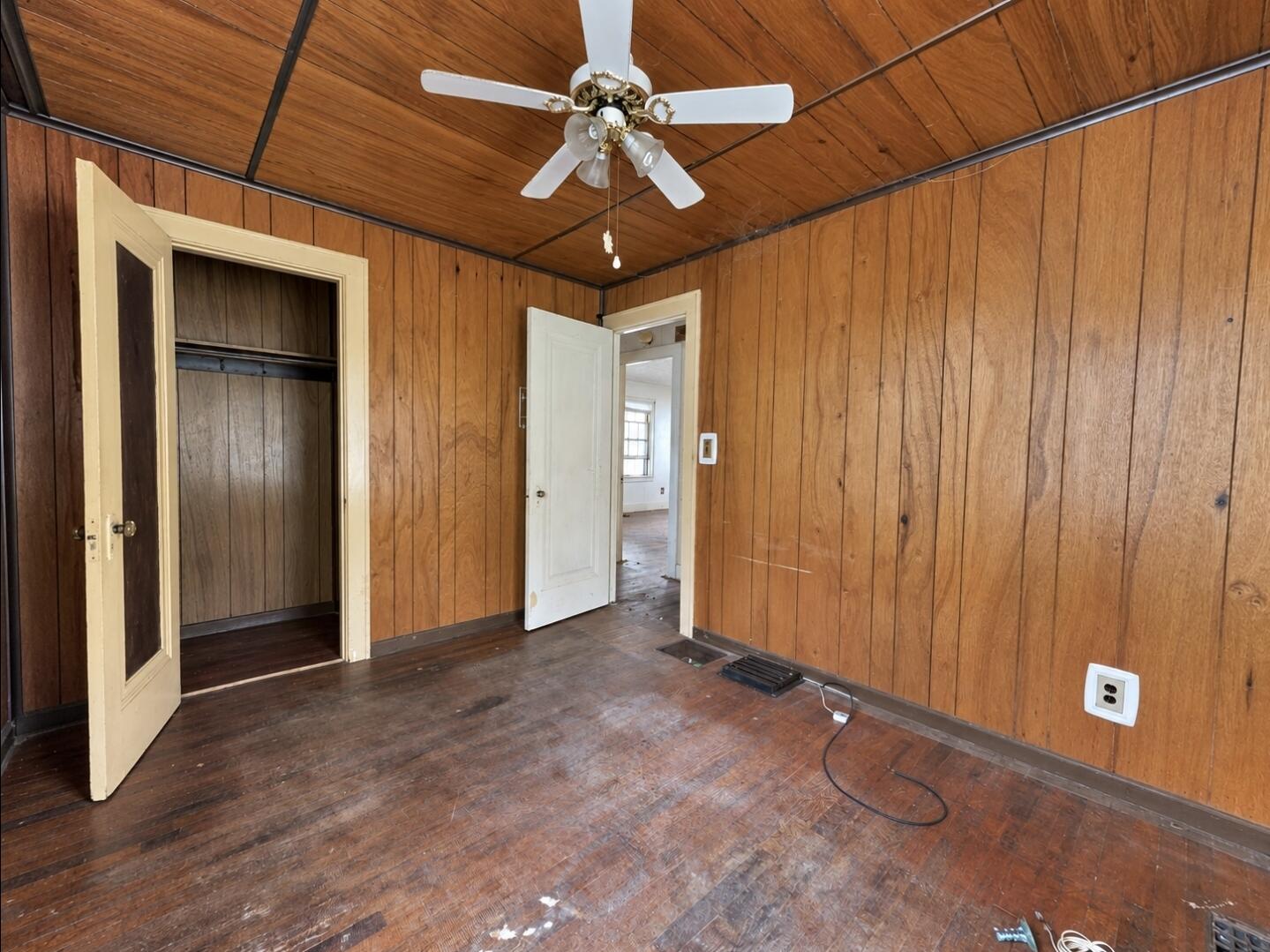 419 Clairmont, Springfield, Ohio 45505