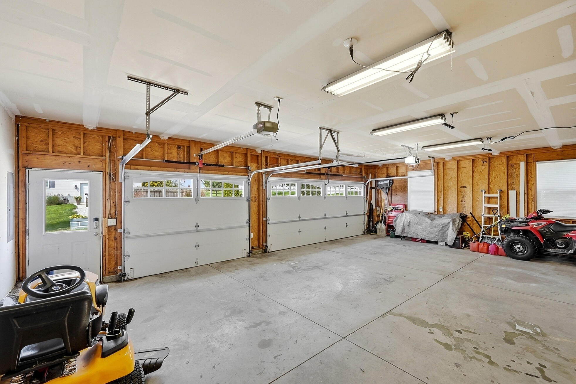 8097 Jones, South Vienna, Ohio 45369