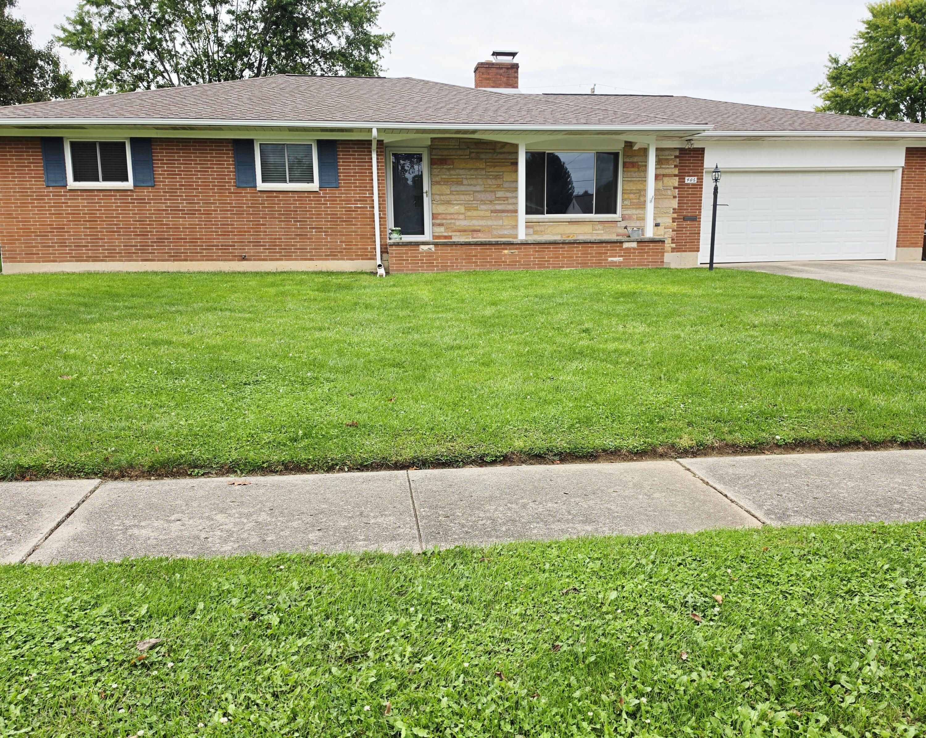 406 Edgewood, Sidney, Ohio 45365