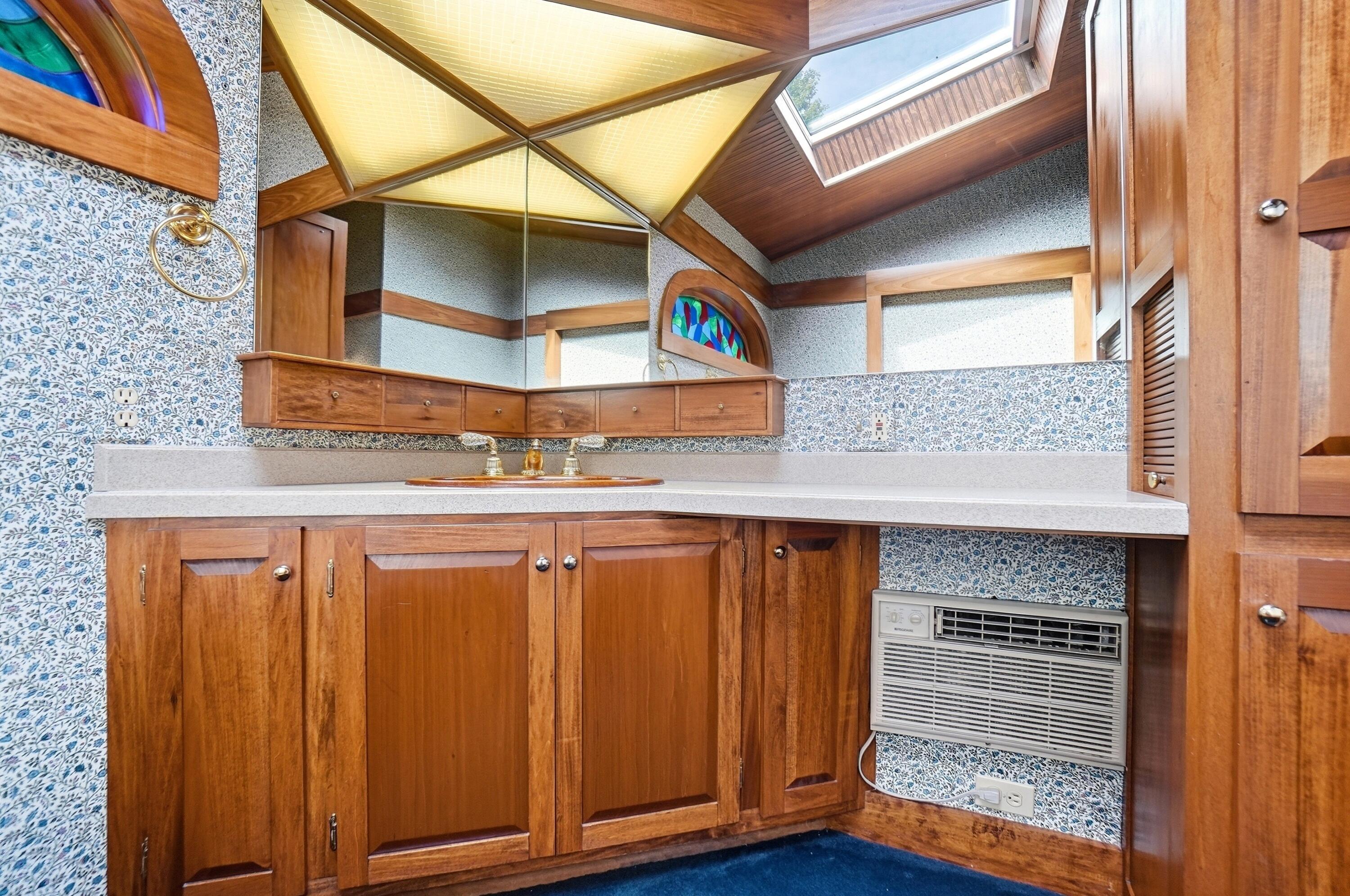 8446 U.S. 36, Saint Paris, Ohio 43072