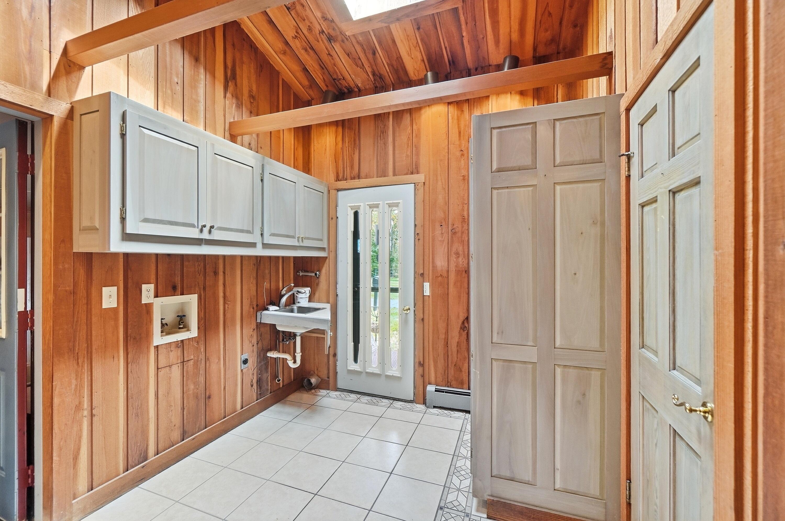 8446 U.S. 36, Saint Paris, Ohio 43072