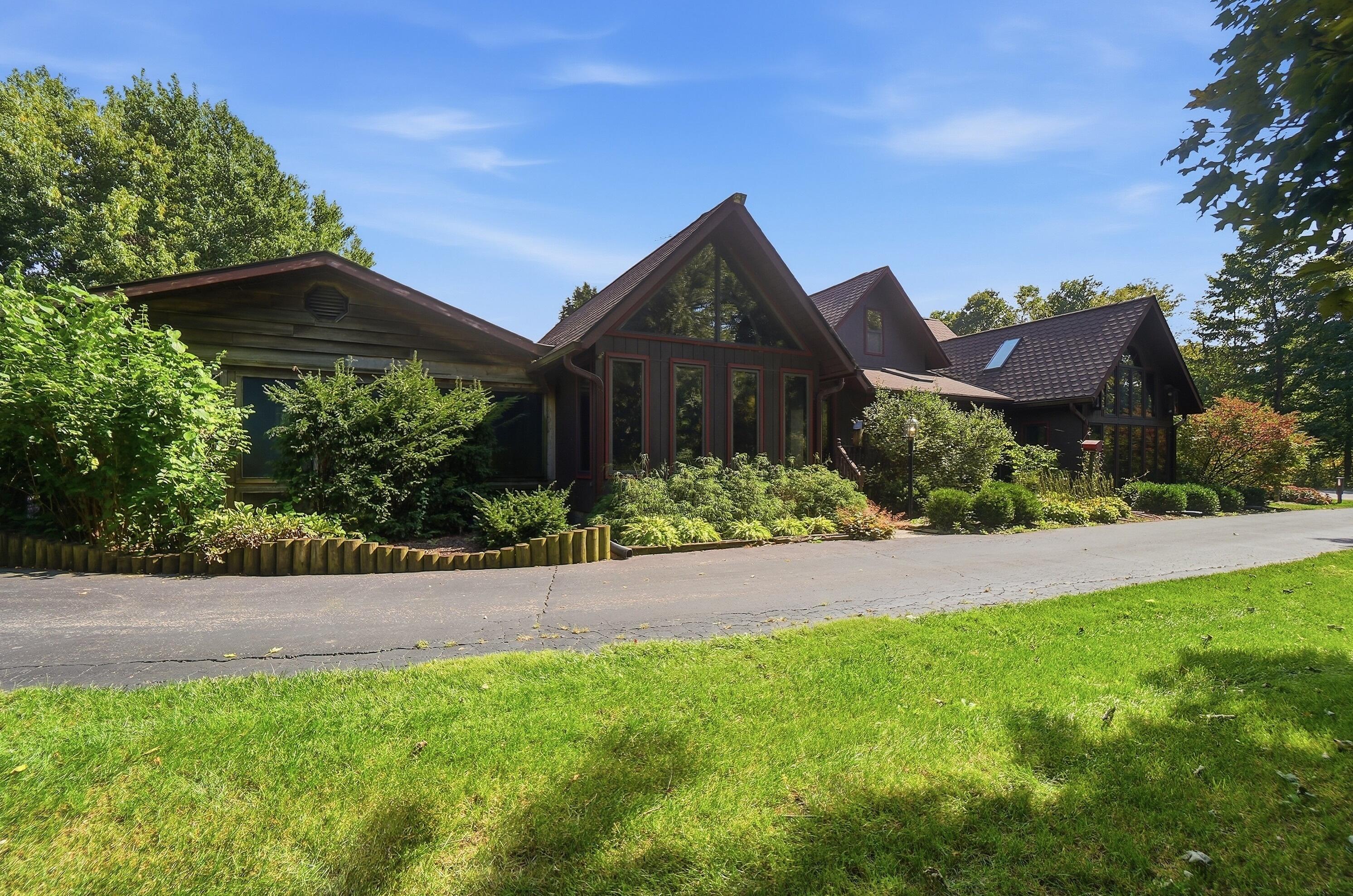 8446 U.S. 36, Saint Paris, Ohio 43072