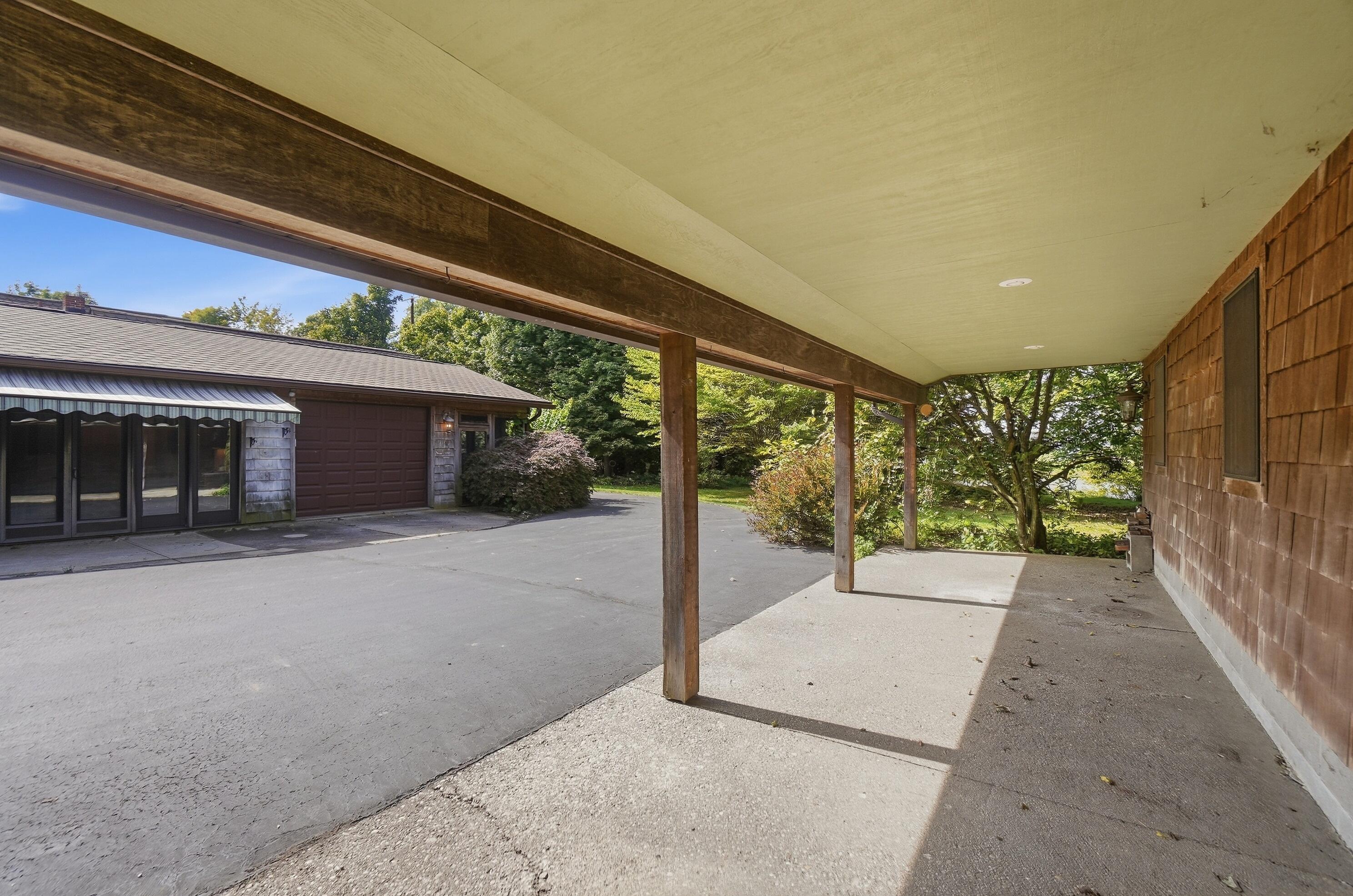 8446 U.S. 36, Saint Paris, Ohio 43072