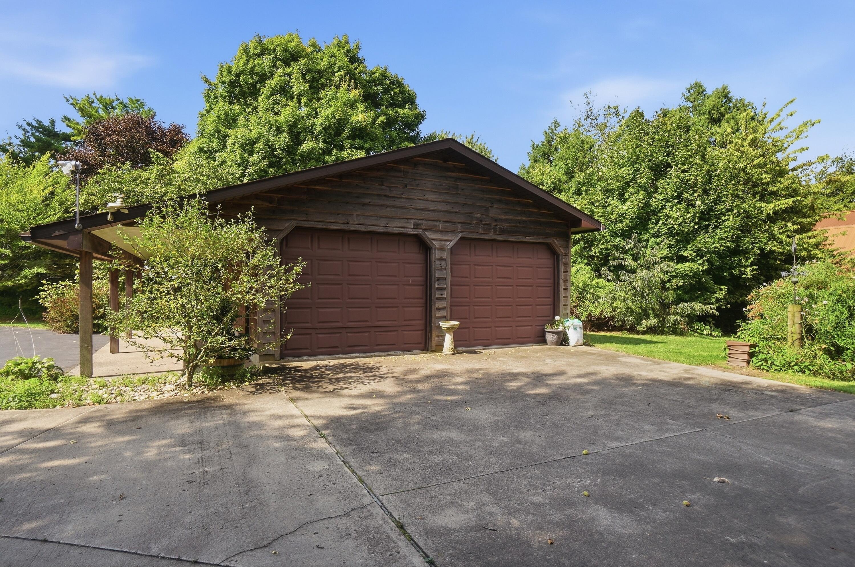 8446 U.S. 36, Saint Paris, Ohio 43072
