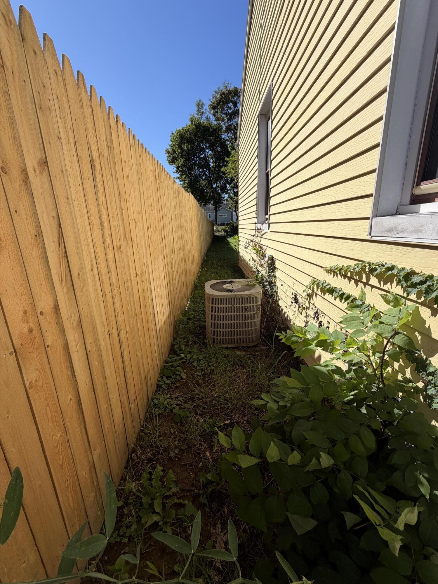907 Rose, Springfield, Ohio 45505