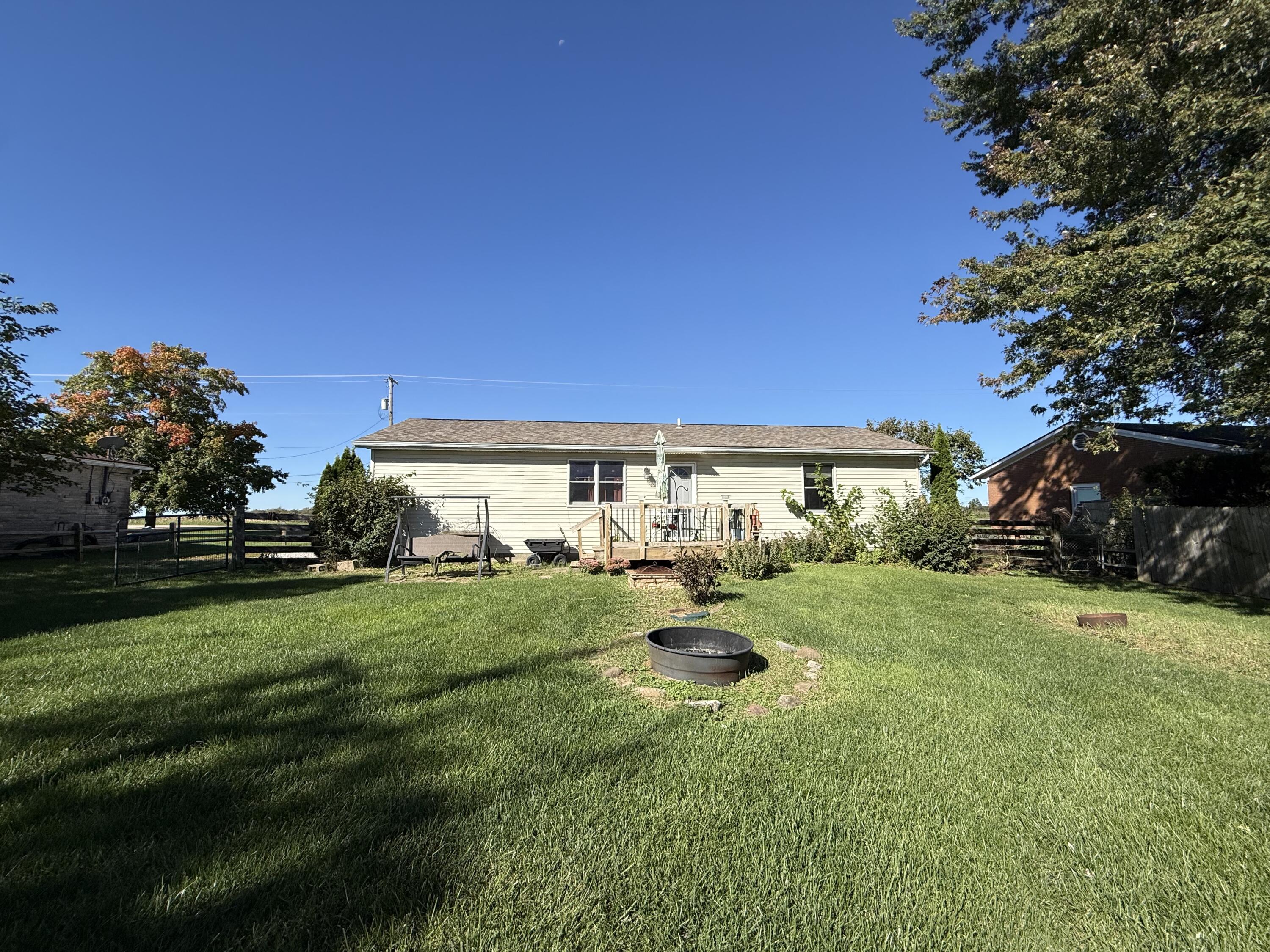1116 Urbana Lisbon, South Vienna, Ohio 45369