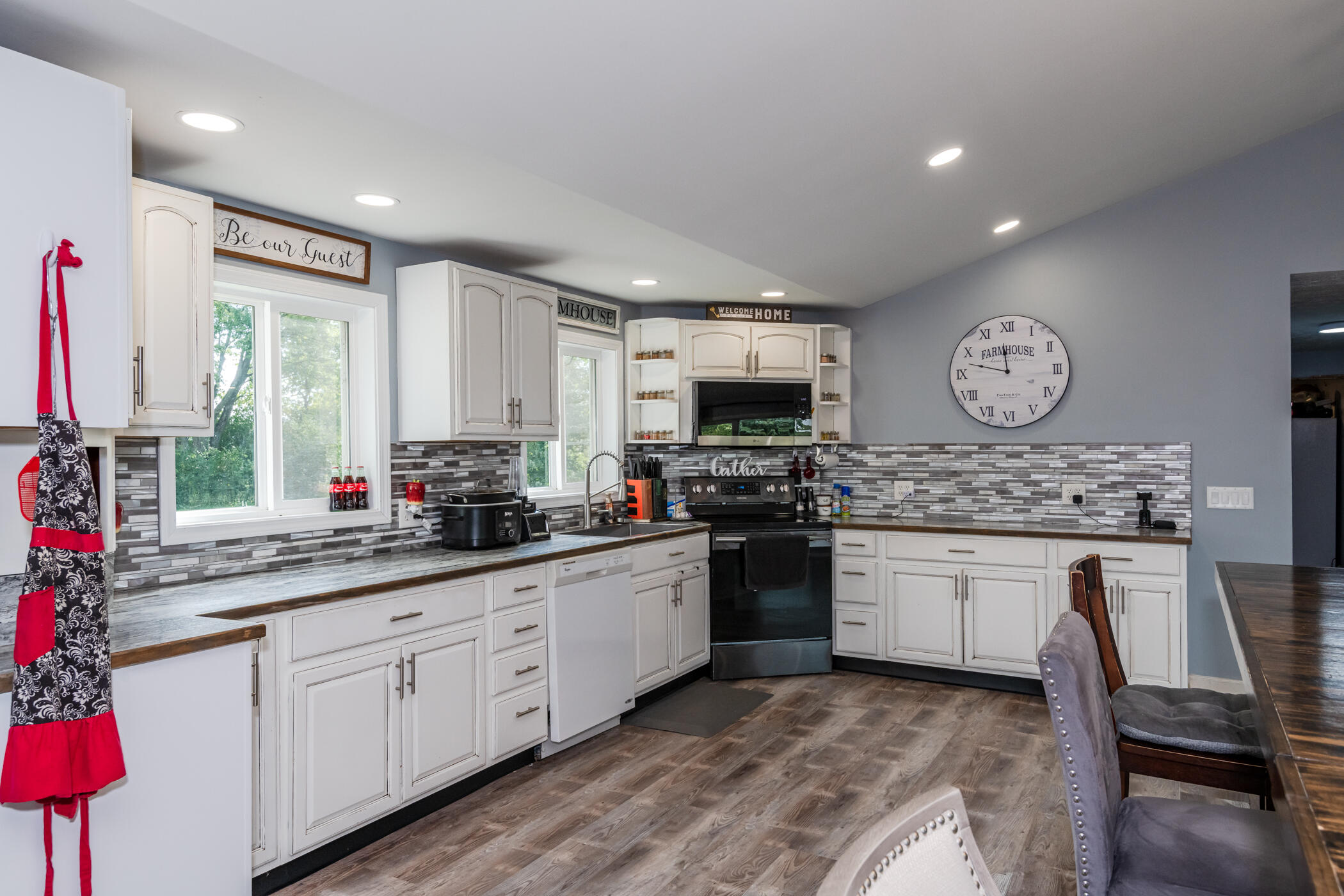 5730 Old Clifton, Springfield, Ohio 45502