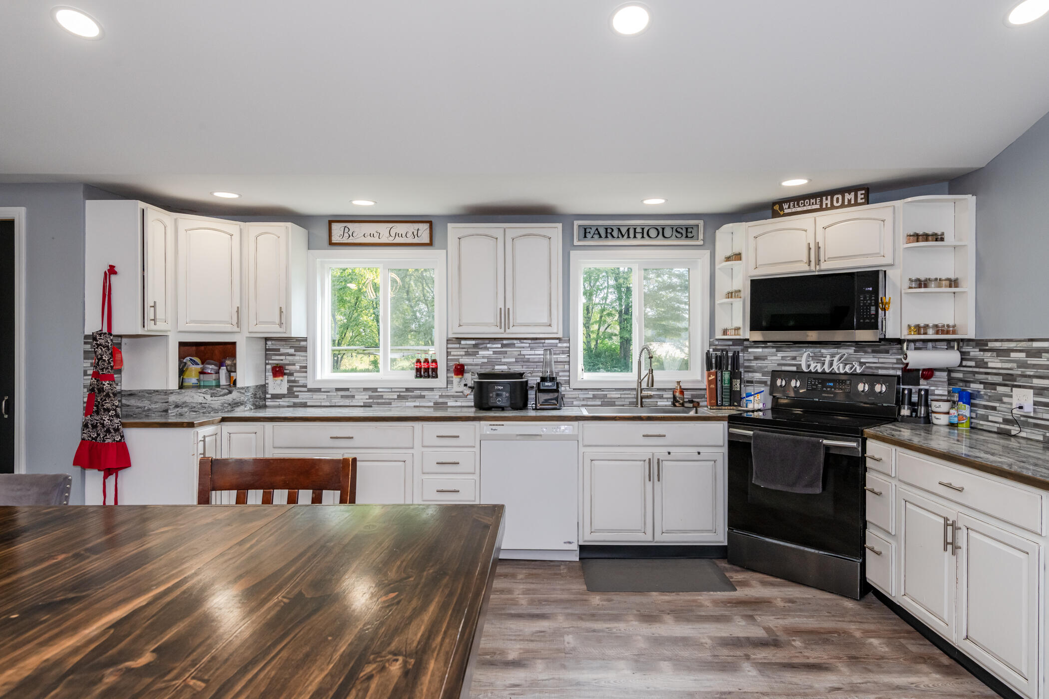 5730 Old Clifton, Springfield, Ohio 45502