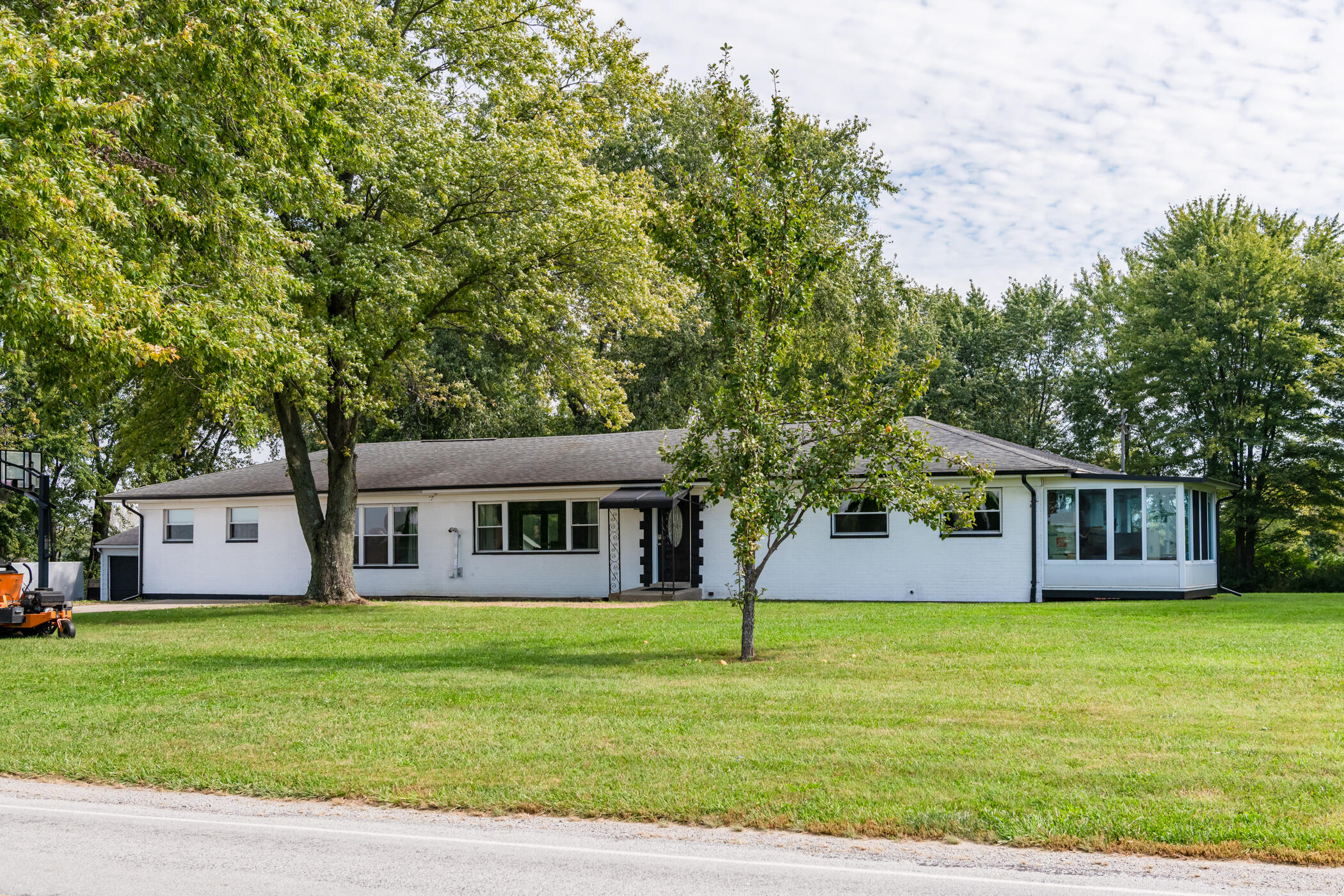 5730 Old Clifton, Springfield, Ohio 45502