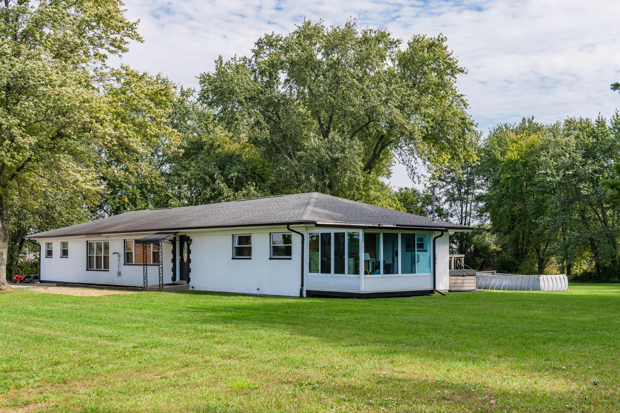 5730 Old Clifton, Springfield, Ohio 45502