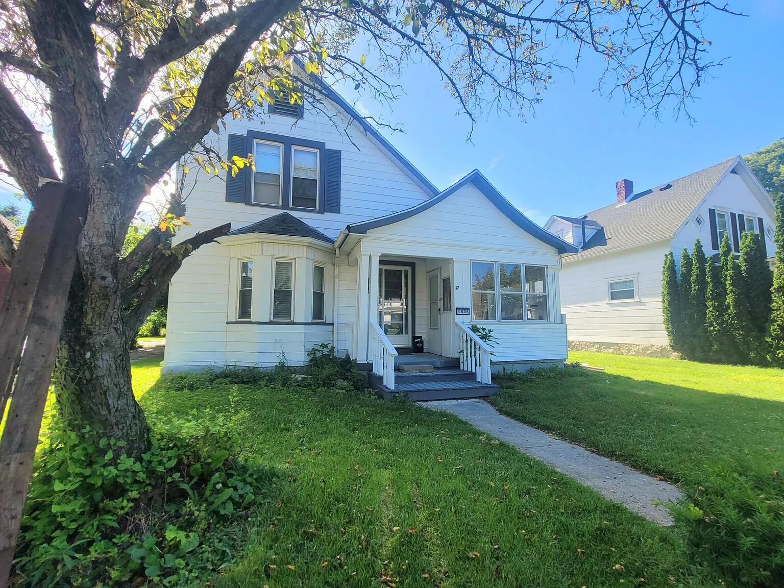 1635 Center, Springfield, Ohio 45506