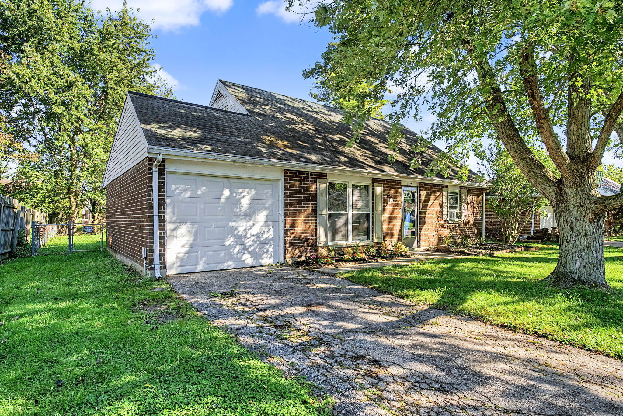 2517 Foxchase, Troy, Ohio 45373