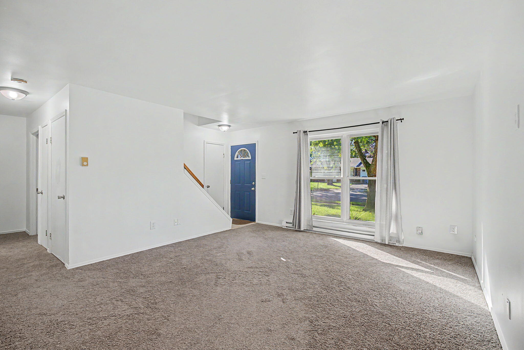 2517 Foxchase, Troy, Ohio 45373