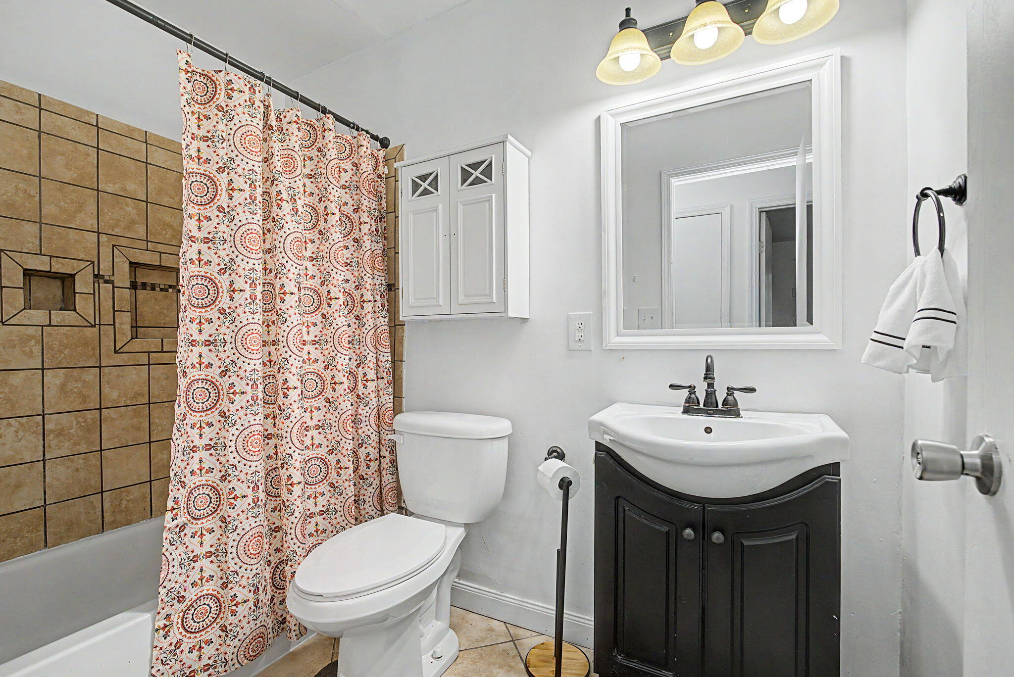2517 Foxchase, Troy, Ohio 45373