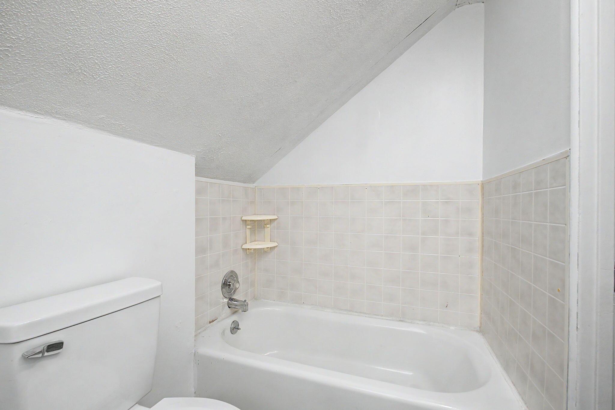 2517 Foxchase, Troy, Ohio 45373