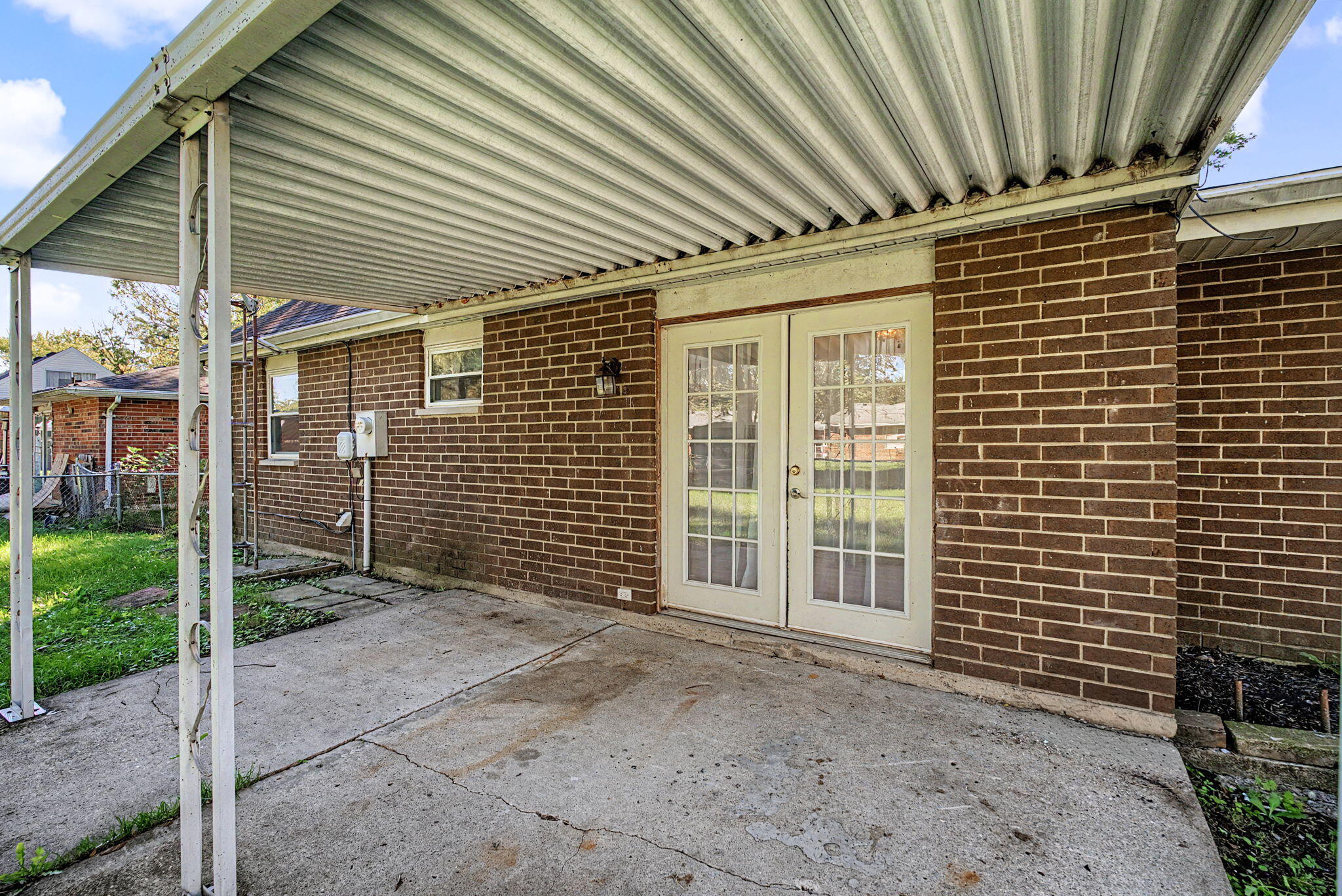 2517 Foxchase, Troy, Ohio 45373