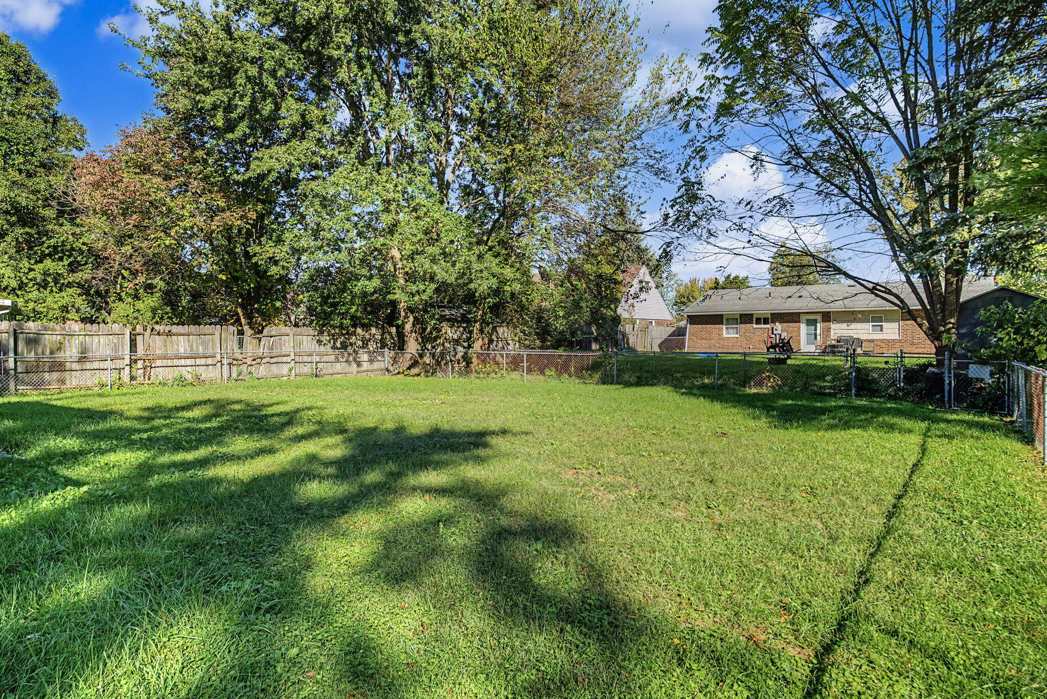 2517 Foxchase, Troy, Ohio 45373