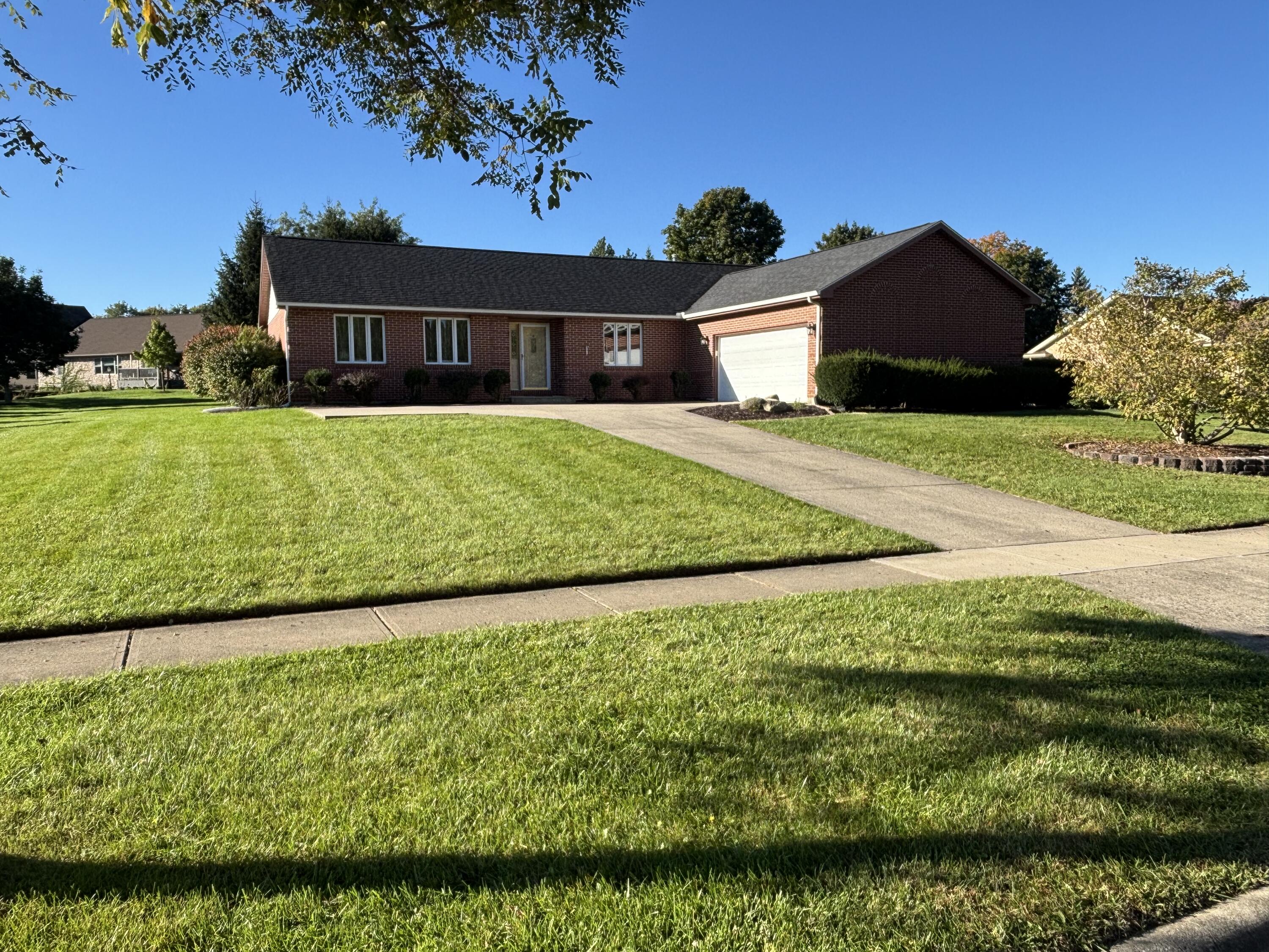 781 Hoewisher, Sidney, Ohio 45365
