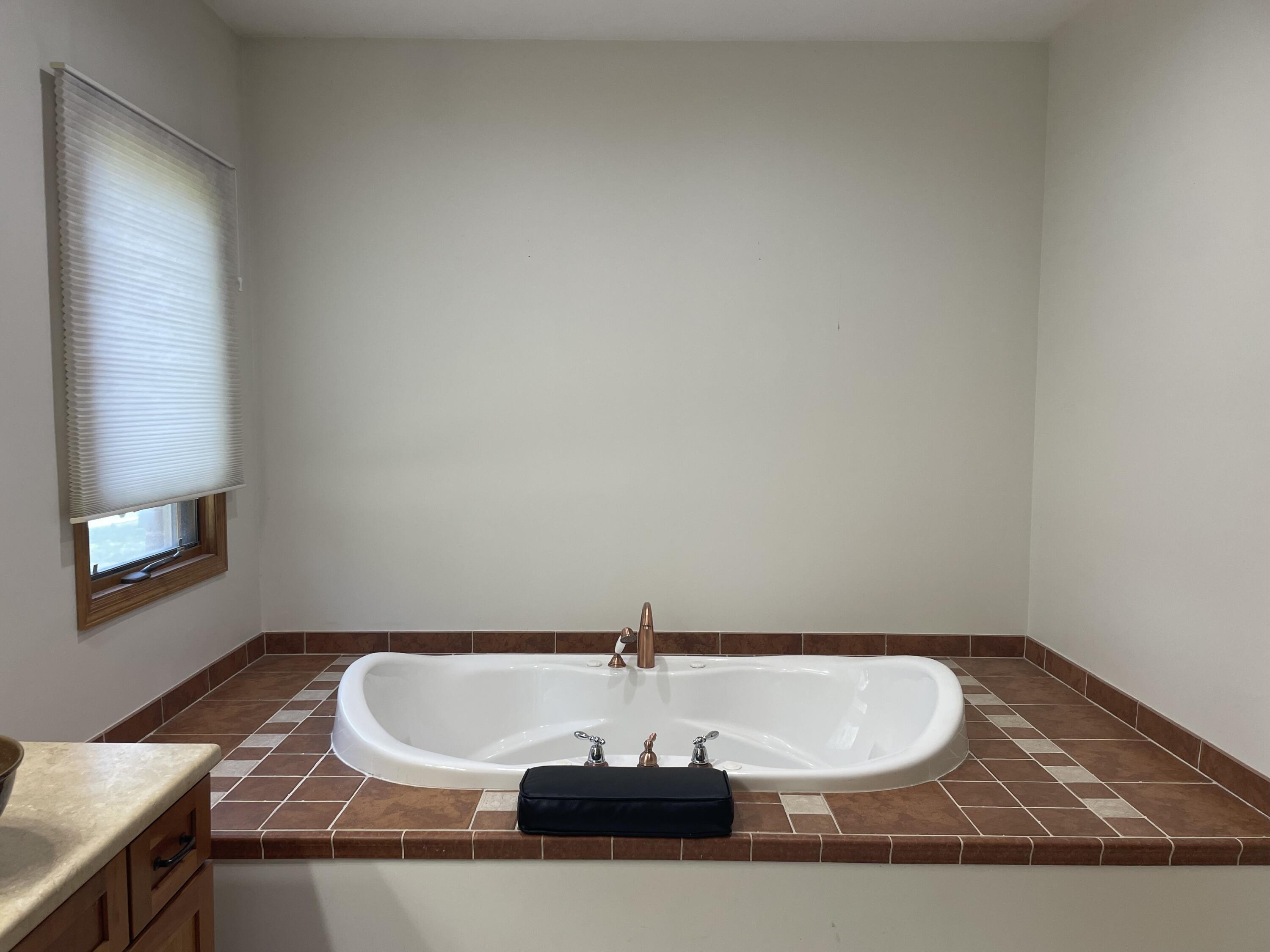 1502 Cumberland, Sidney, Ohio 45365