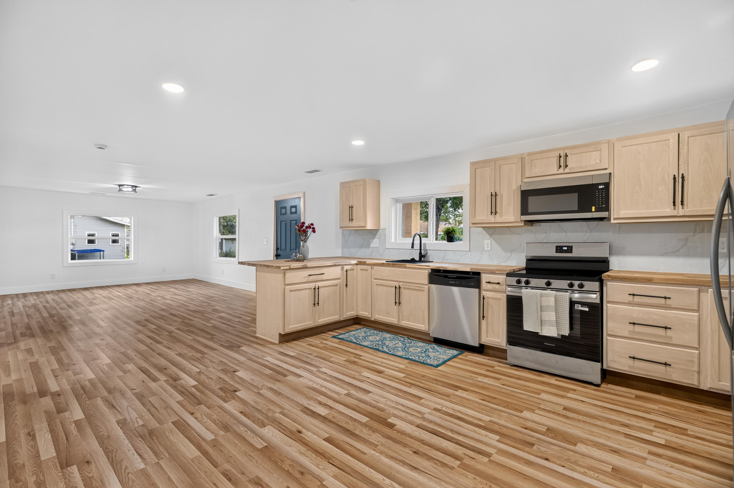 8869 Walnut, Lakeview, Ohio 43331