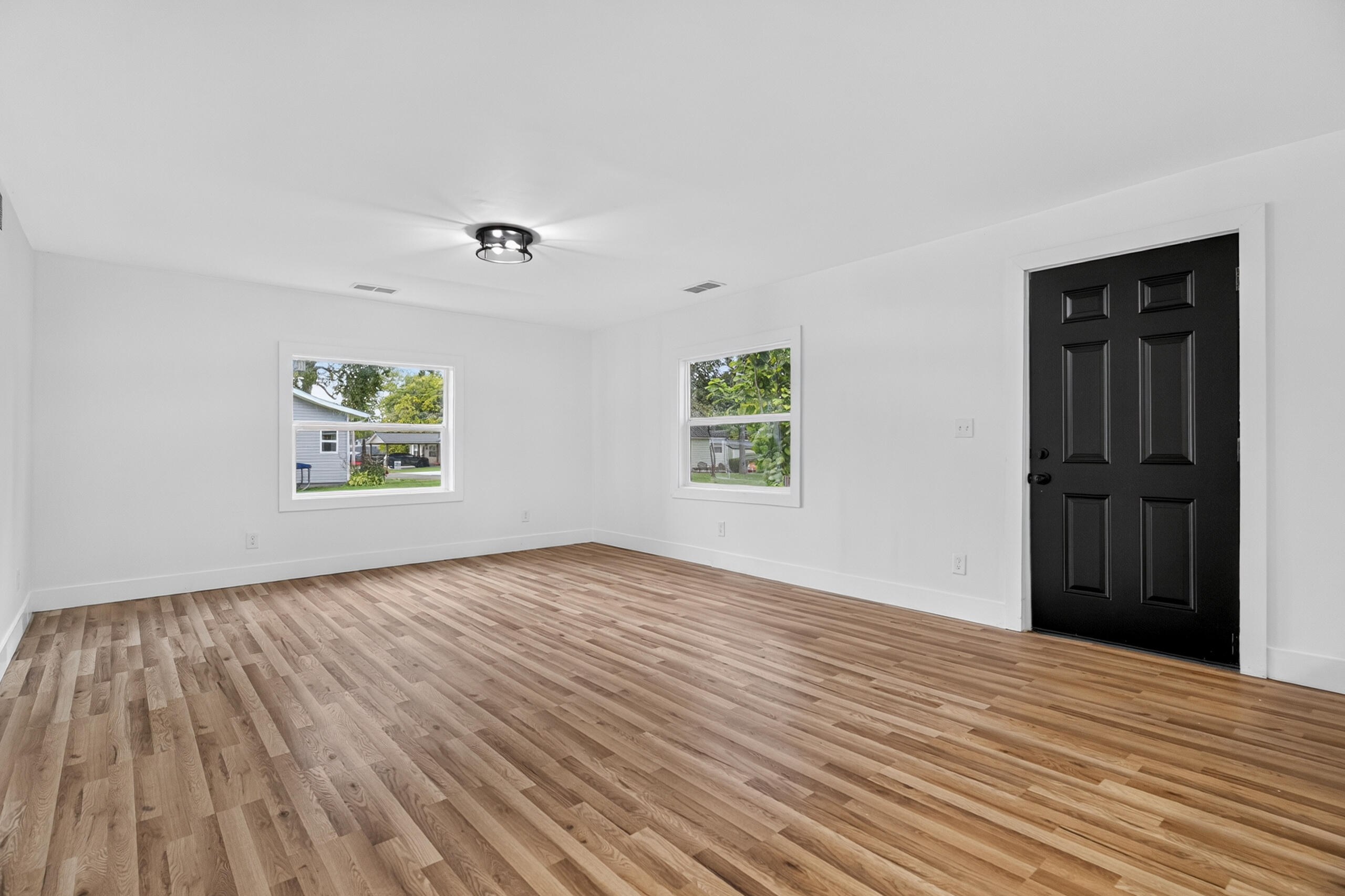 8869 Walnut, Lakeview, Ohio 43331