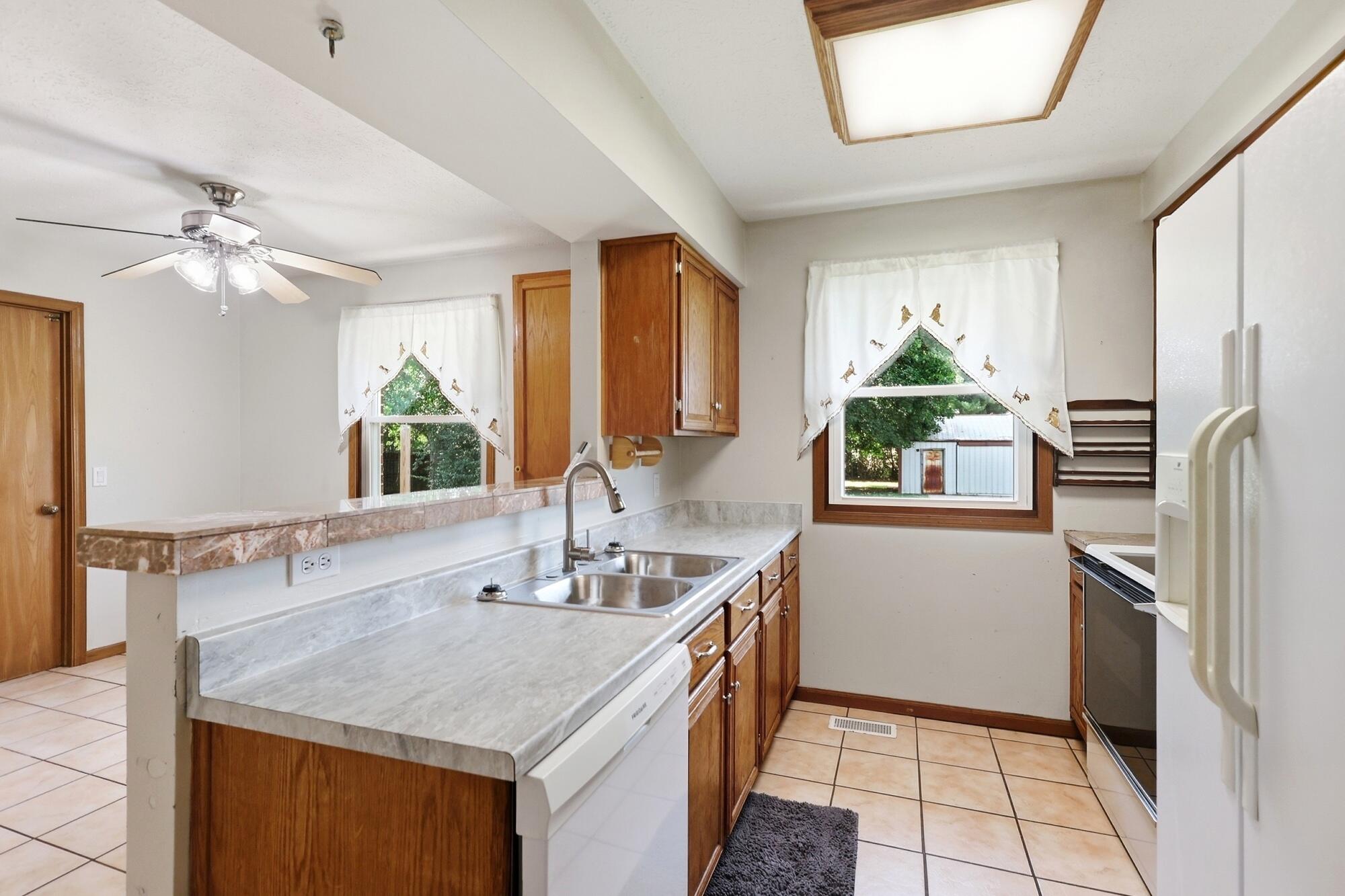 247 West, Springfield, Ohio 45504