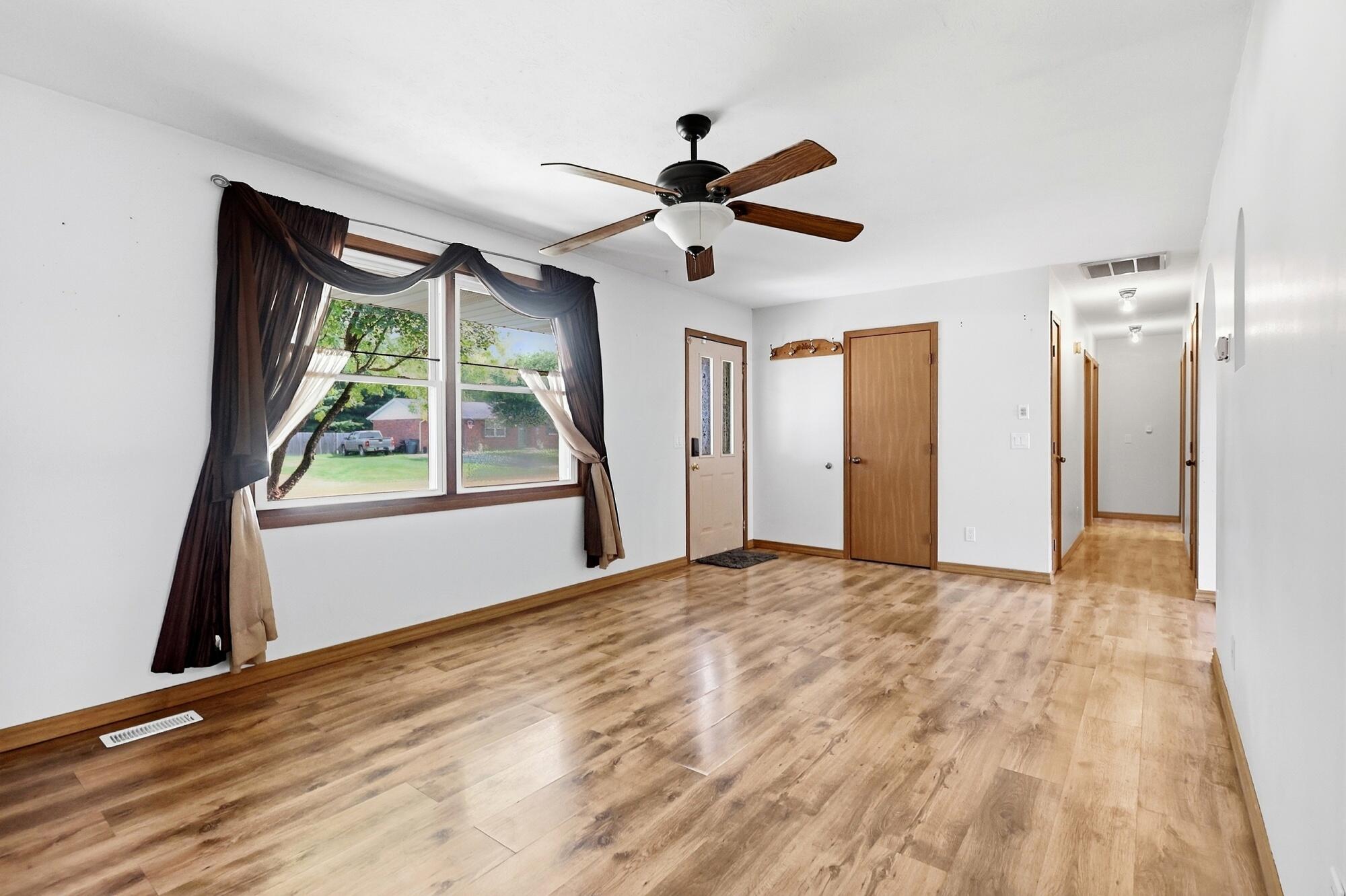 247 West, Springfield, Ohio 45504