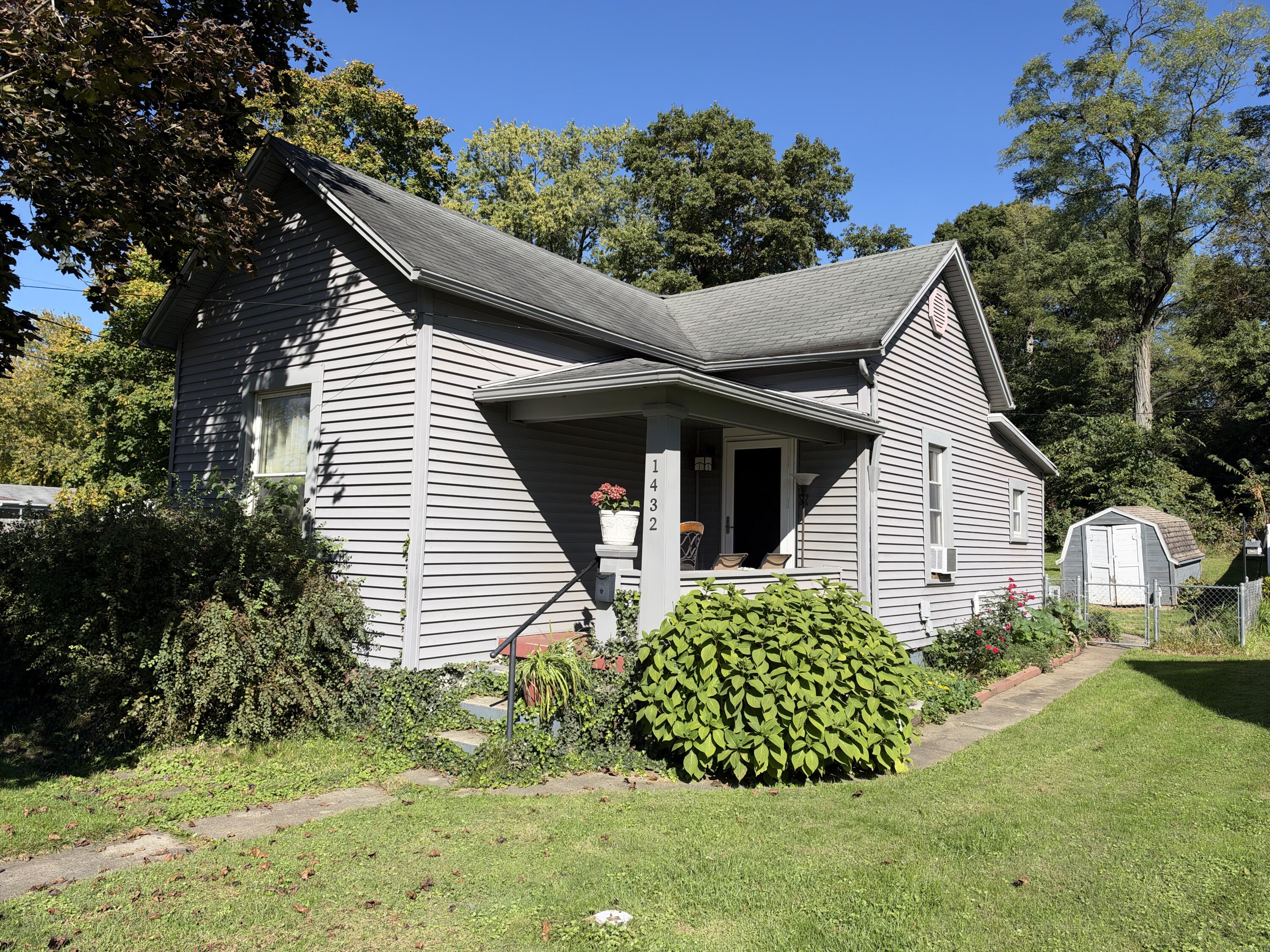 1432 Broadway, Springfield, Ohio 45504