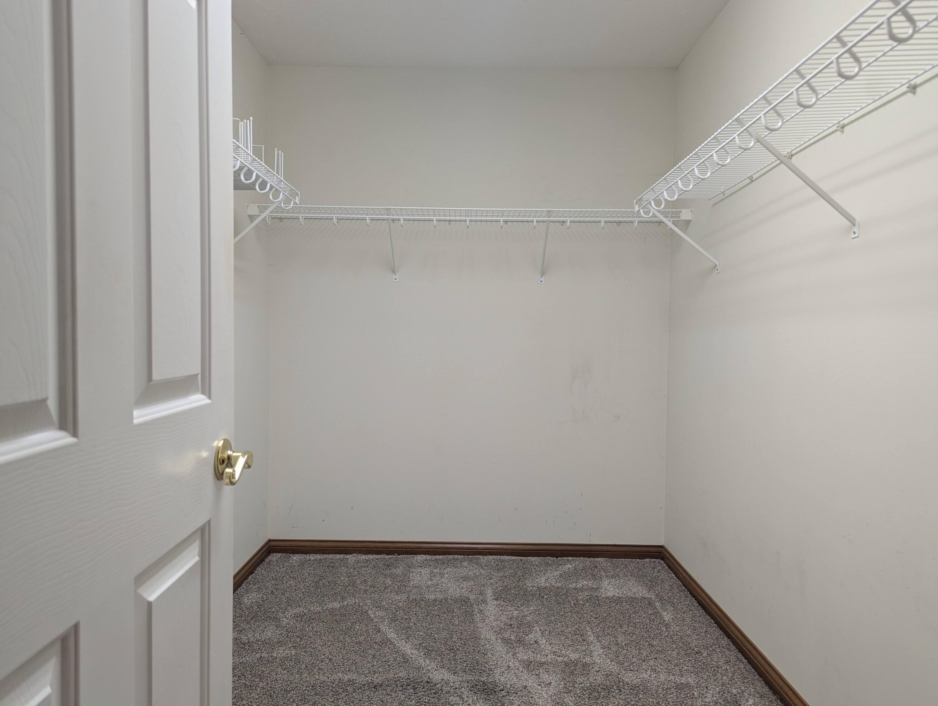 1940 Shady Oak, Springfield, Ohio 45502