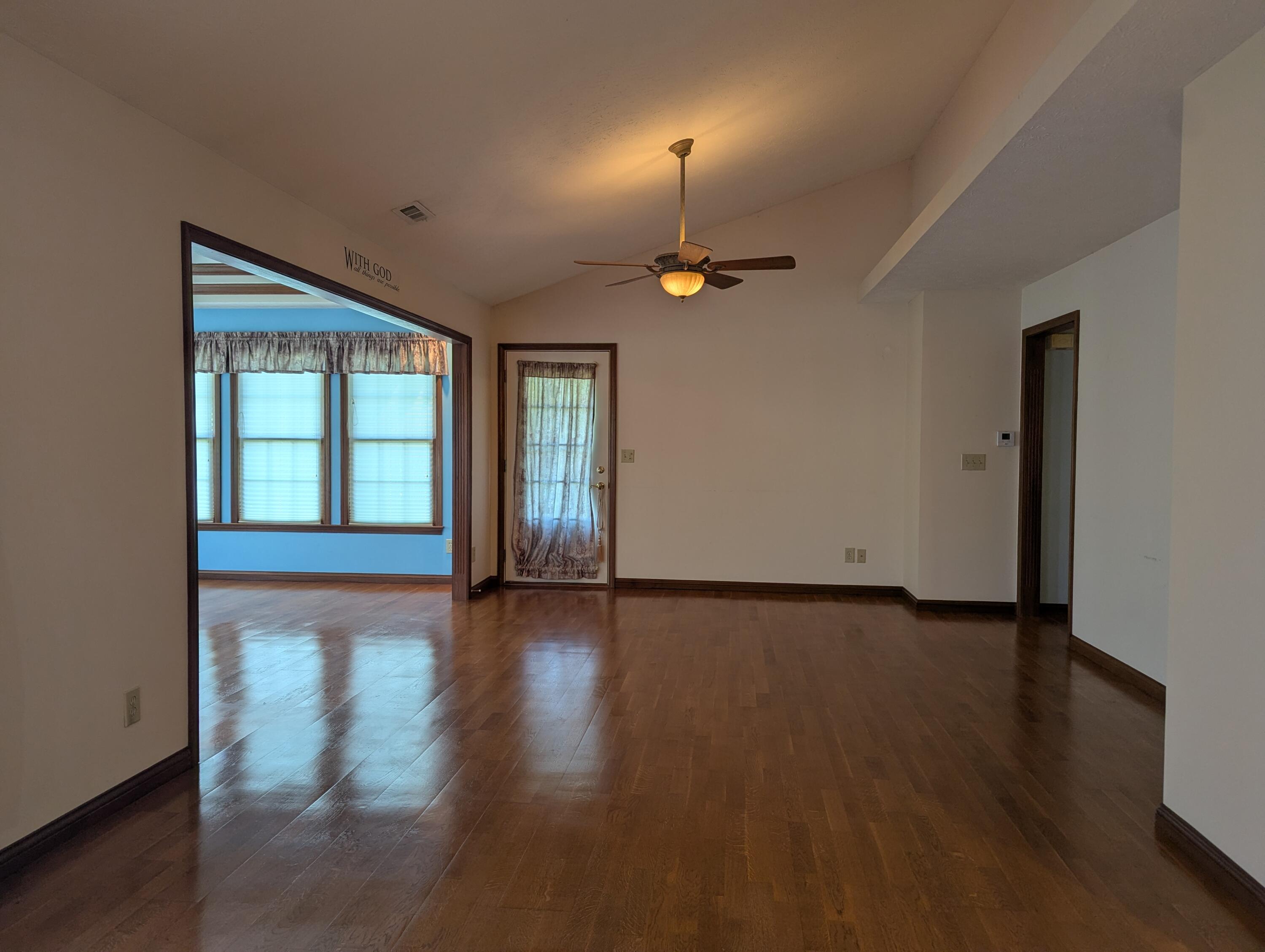 1940 Shady Oak, Springfield, Ohio 45502
