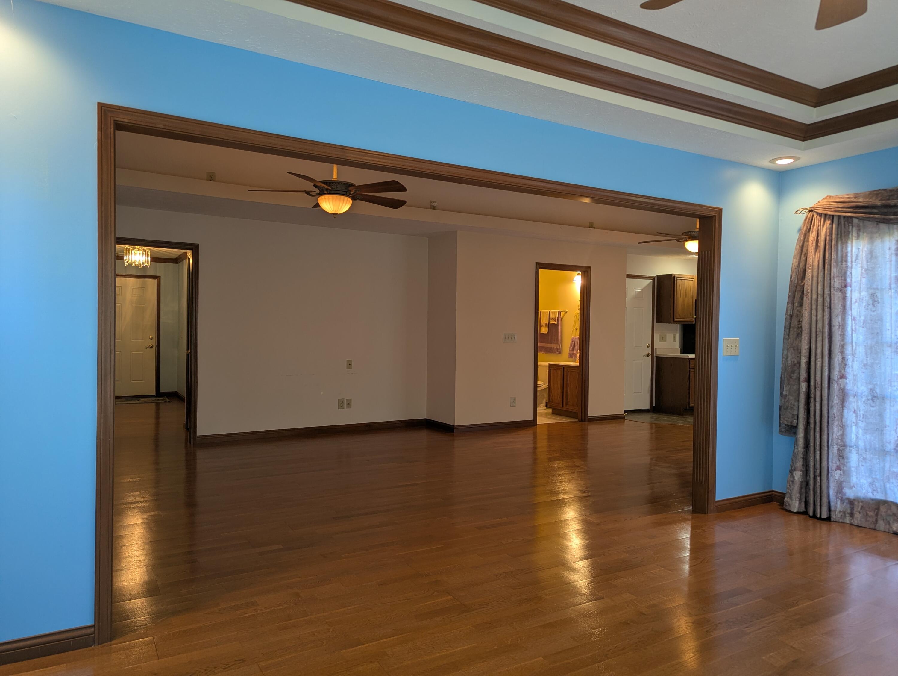 1940 Shady Oak, Springfield, Ohio 45502