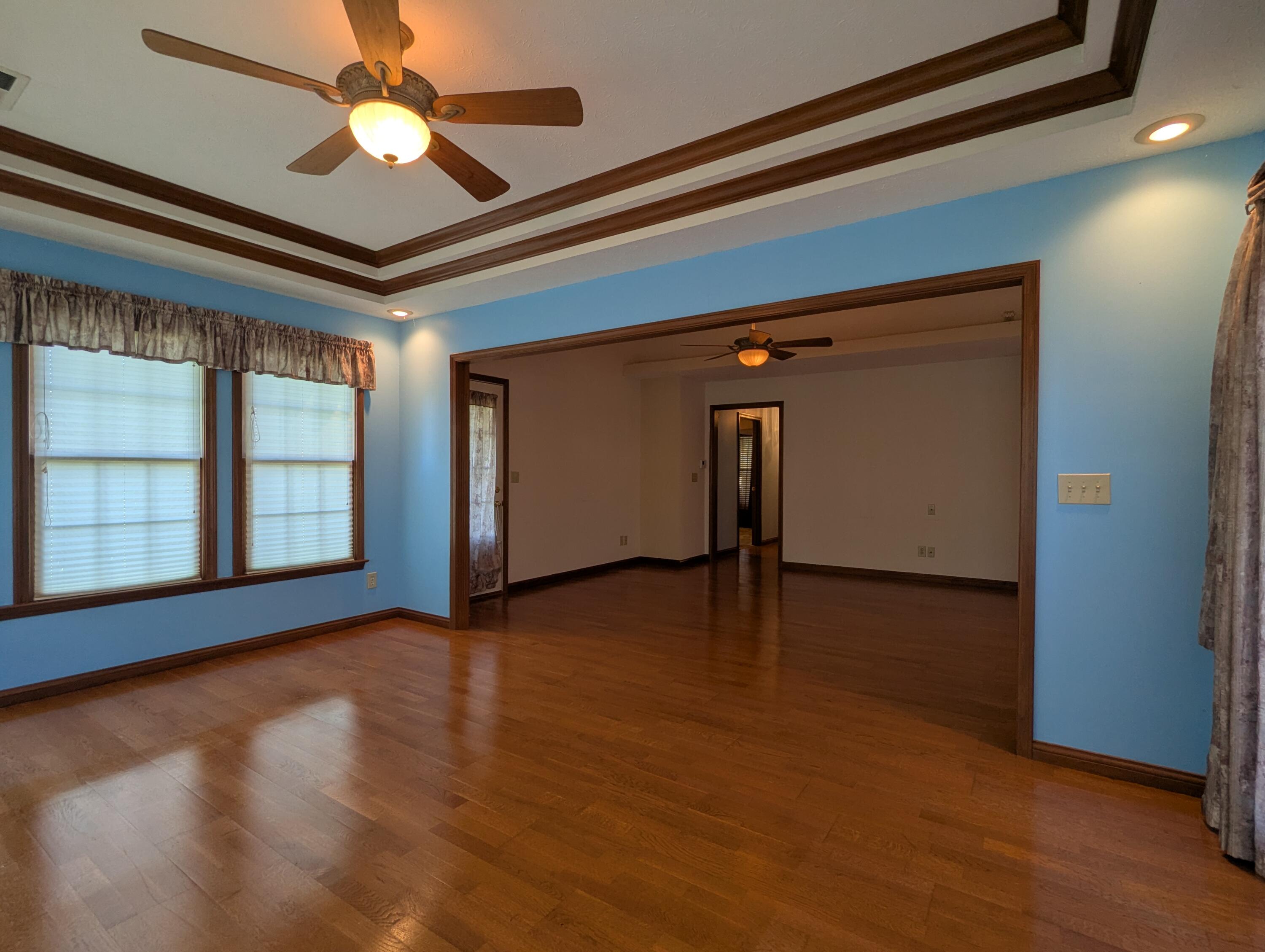 1940 Shady Oak, Springfield, Ohio 45502