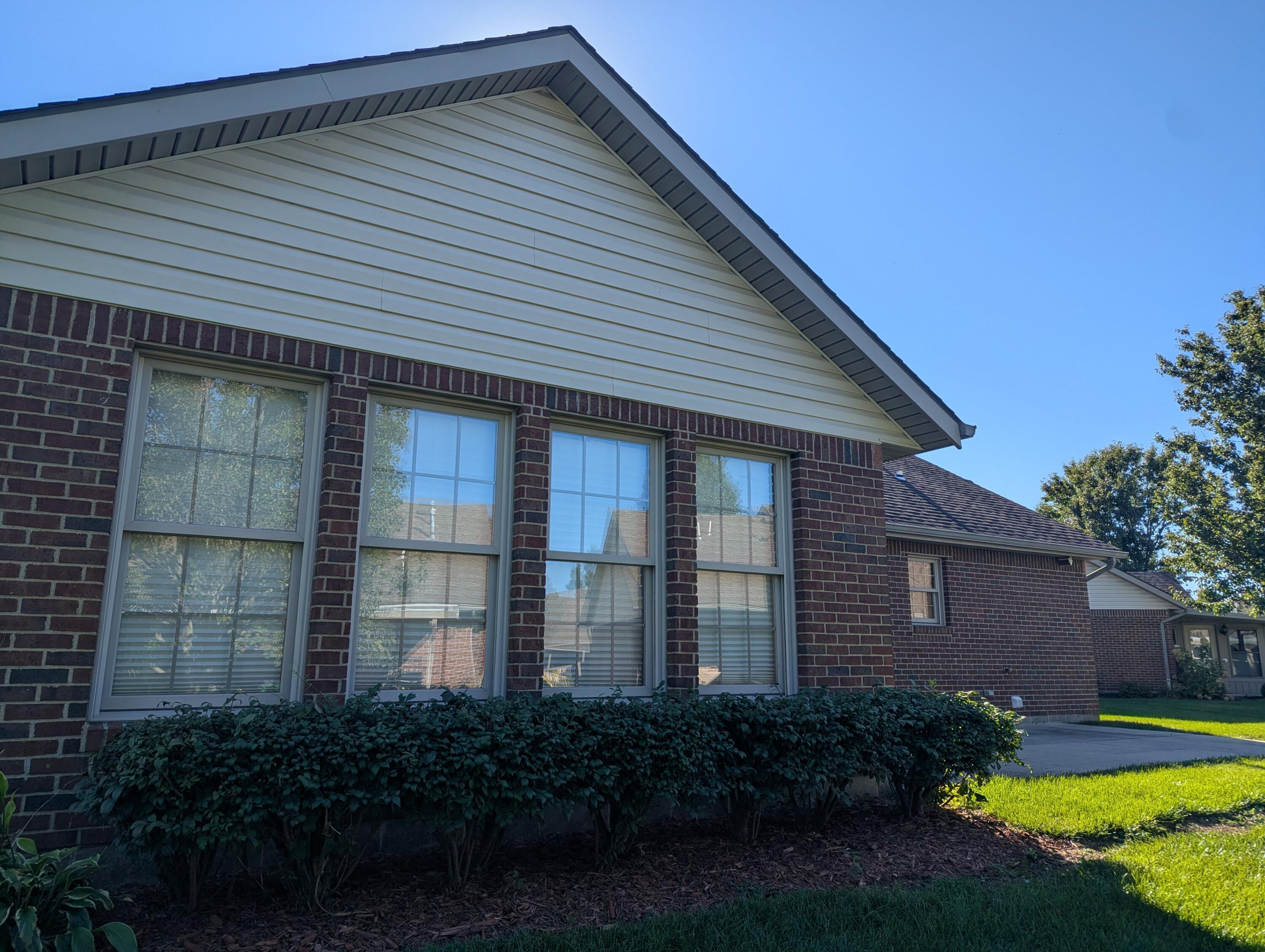 1940 Shady Oak, Springfield, Ohio 45502