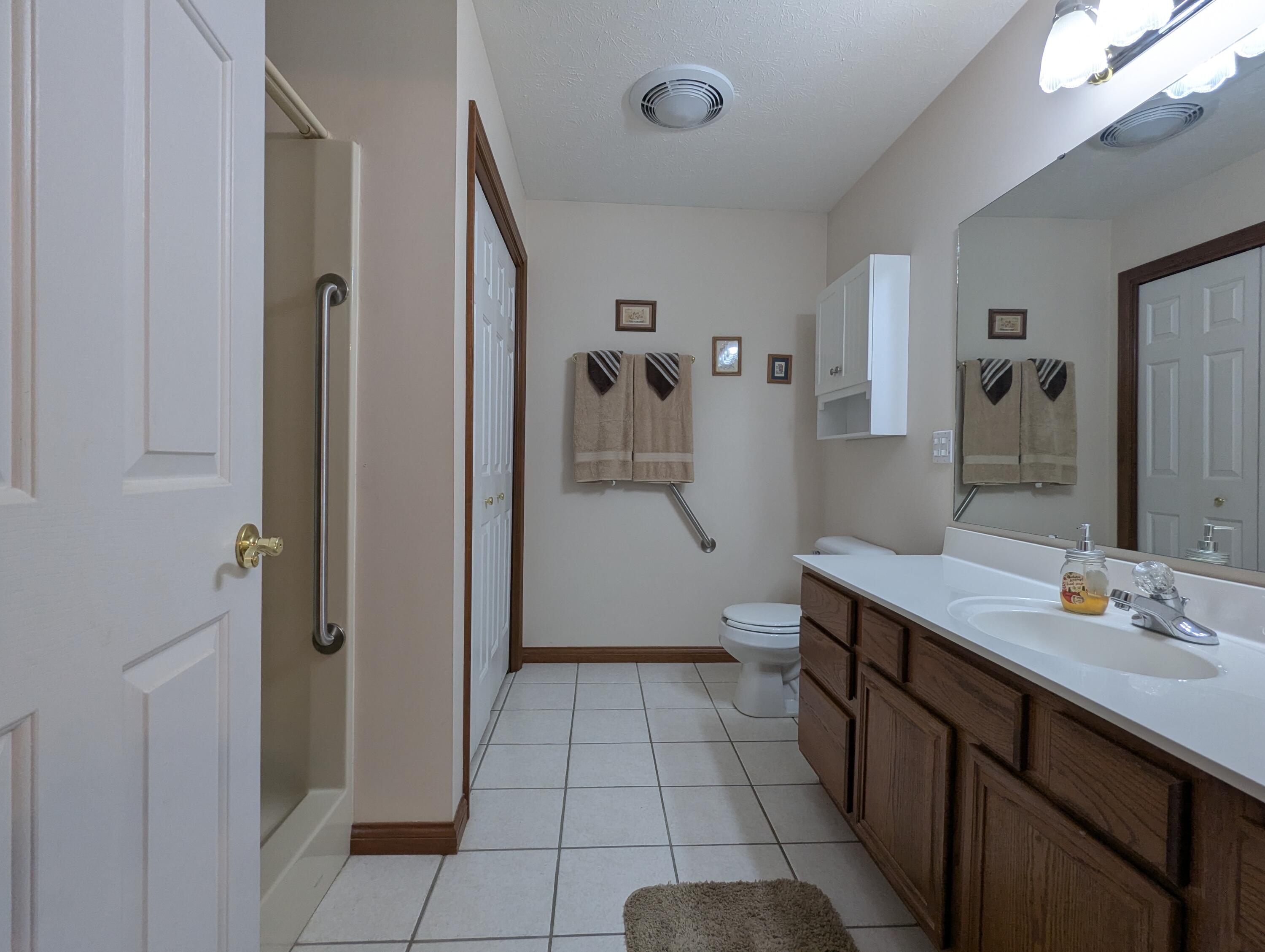 1940 Shady Oak, Springfield, Ohio 45502
