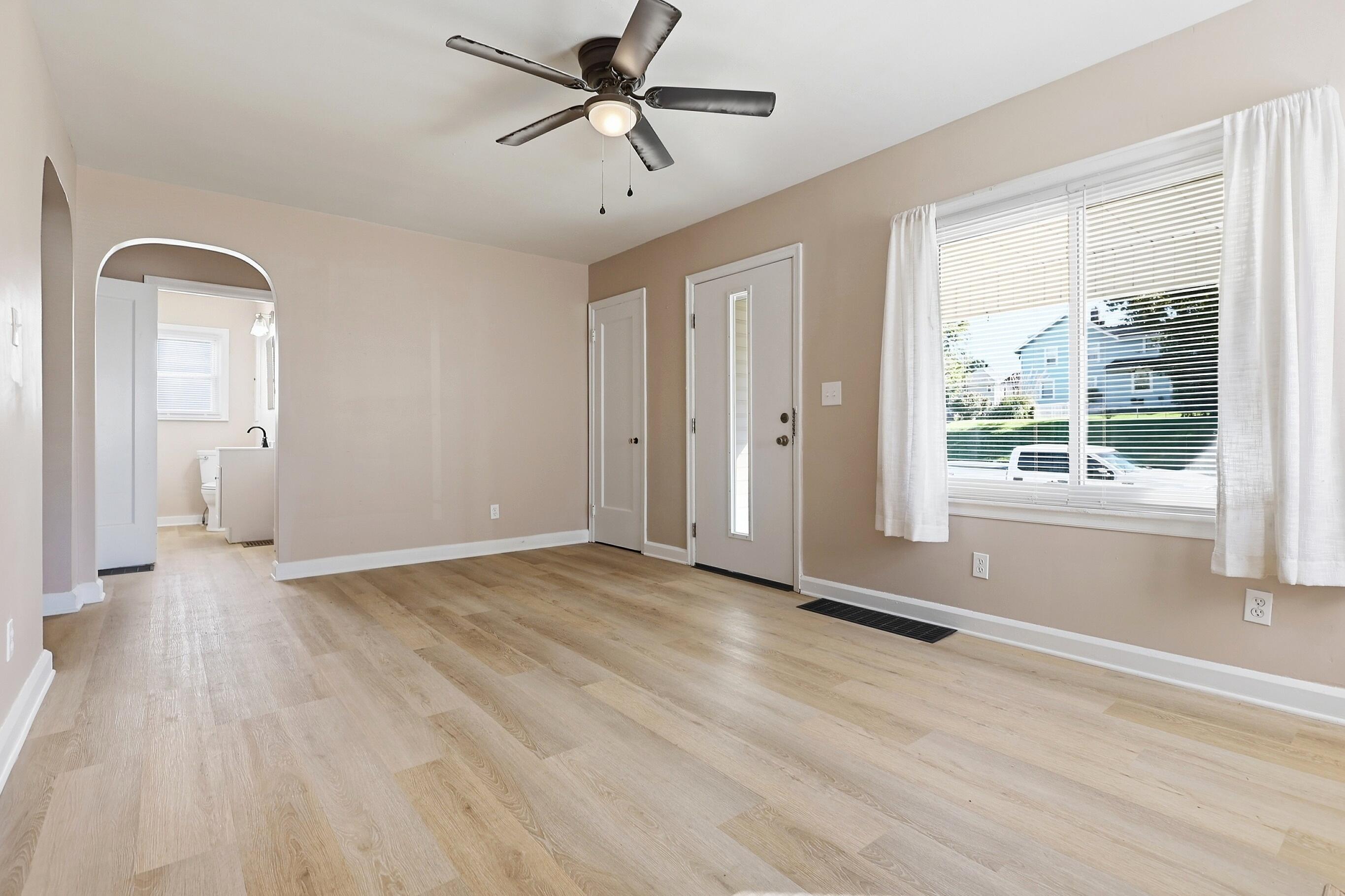 1233 Plum, Springfield, Ohio 45504