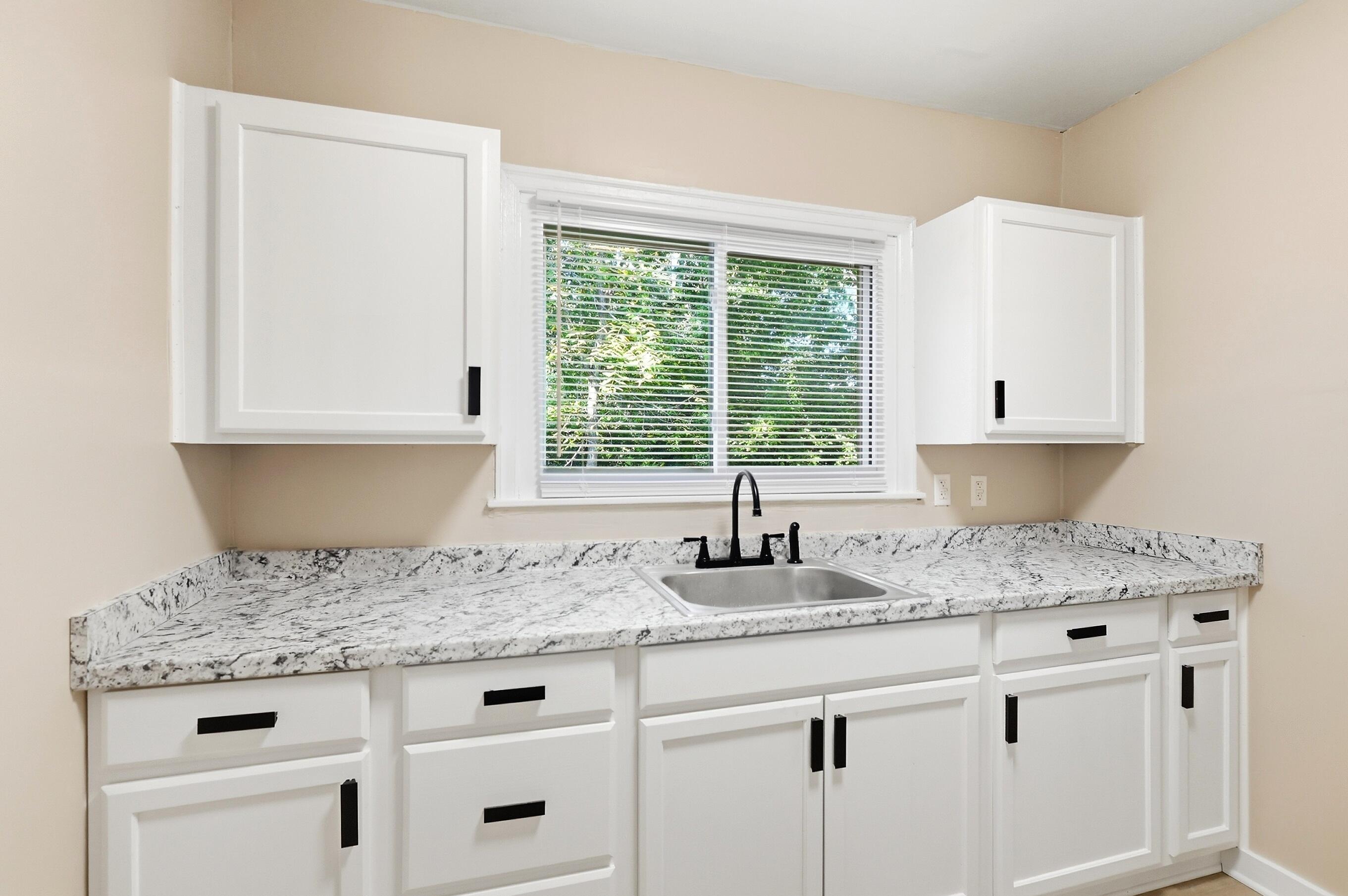 1233 Plum, Springfield, Ohio 45504